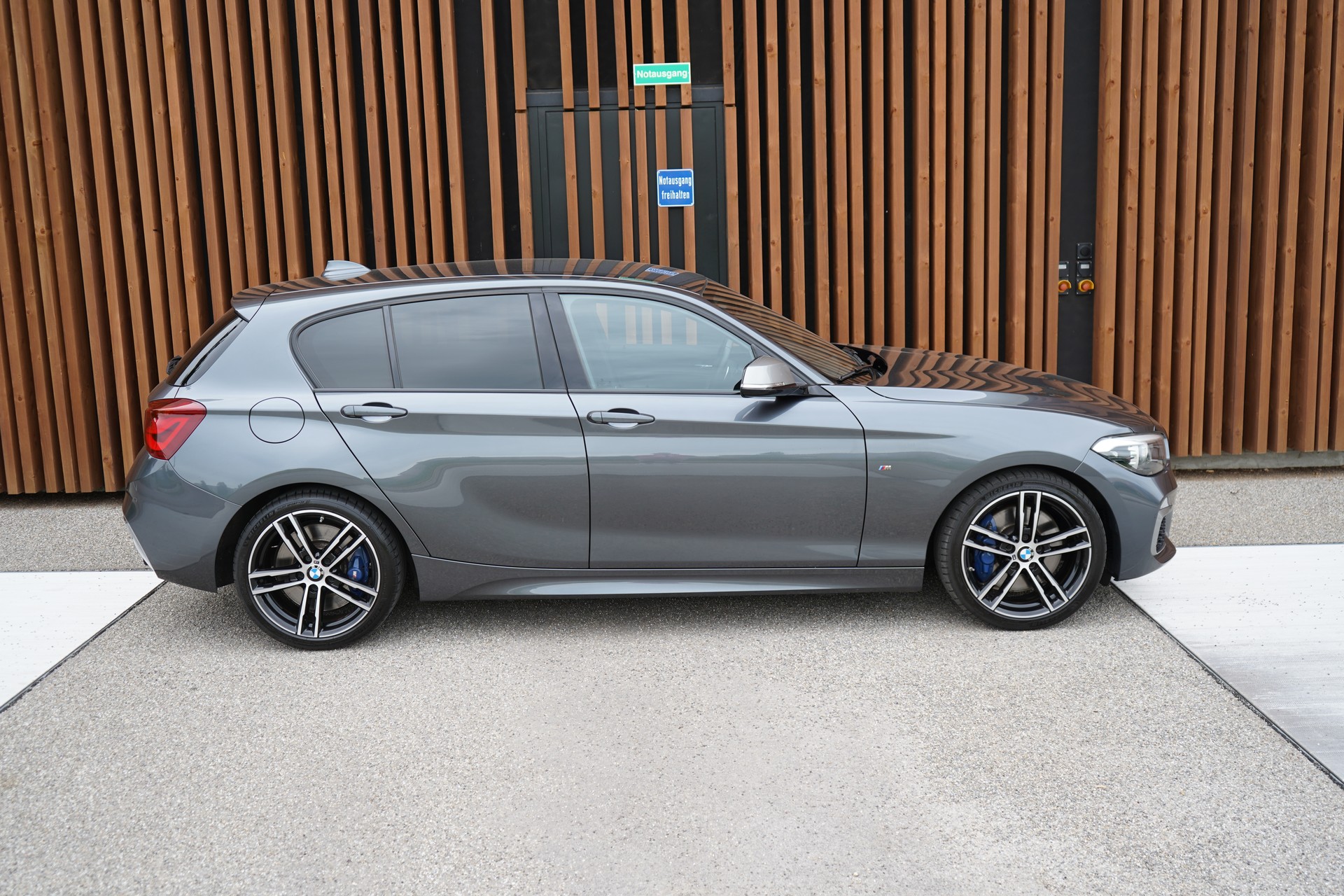BMW M140i xDRIVE STEPTRONIC l 340 PS-image-4