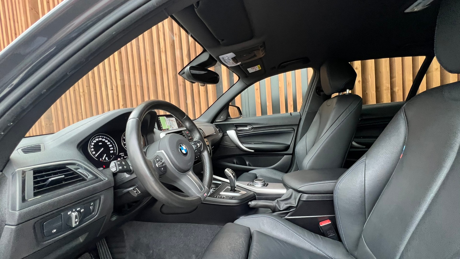 BMW M140i xDRIVE STEPTRONIC l 340 PS-image-24