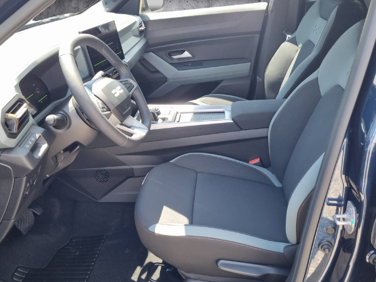 DACIA Bigster extreme hybrid 150 4x4-image-4