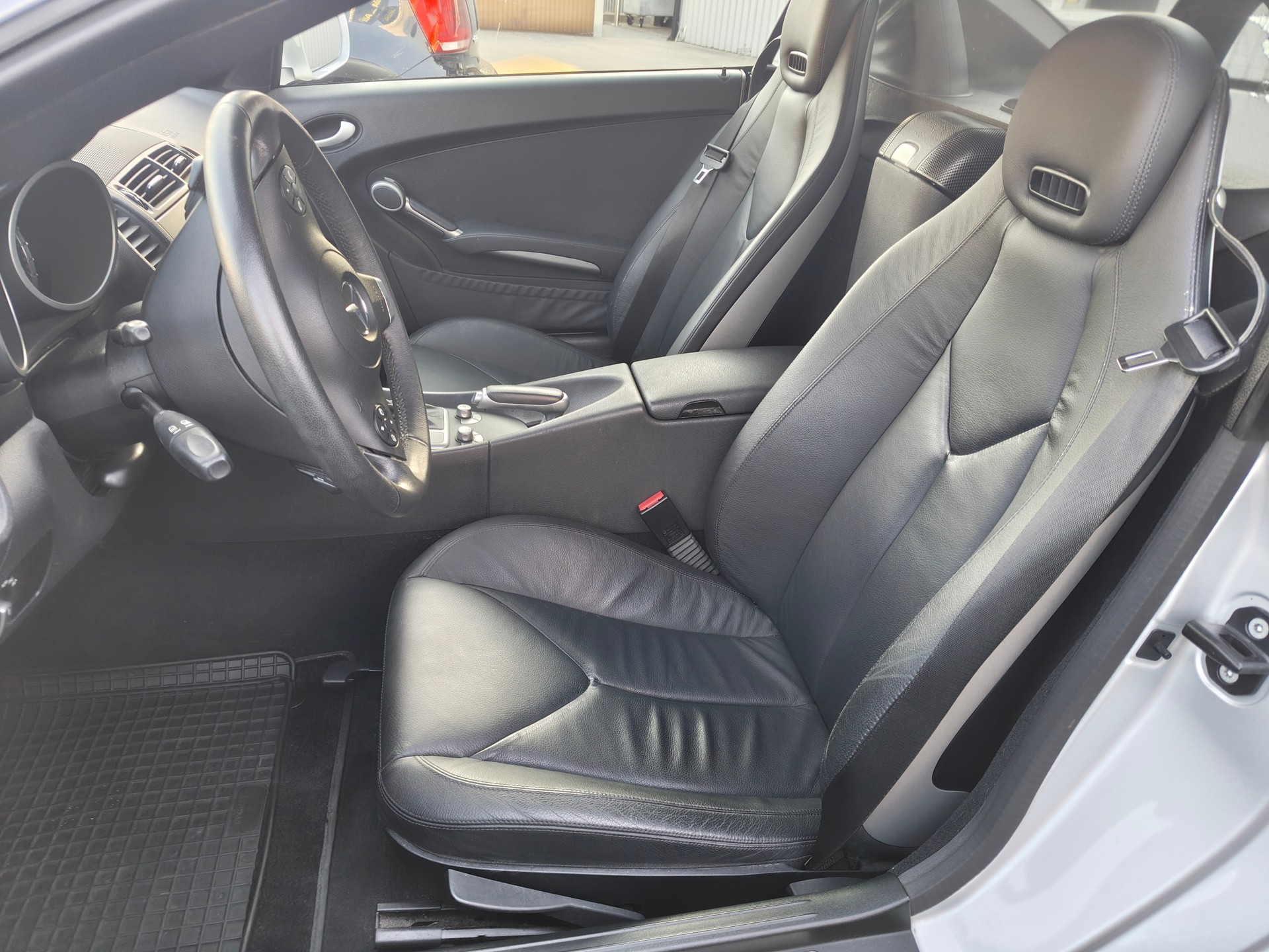 MERCEDES-BENZ SLK 200 Kompressor Automatic-image-4