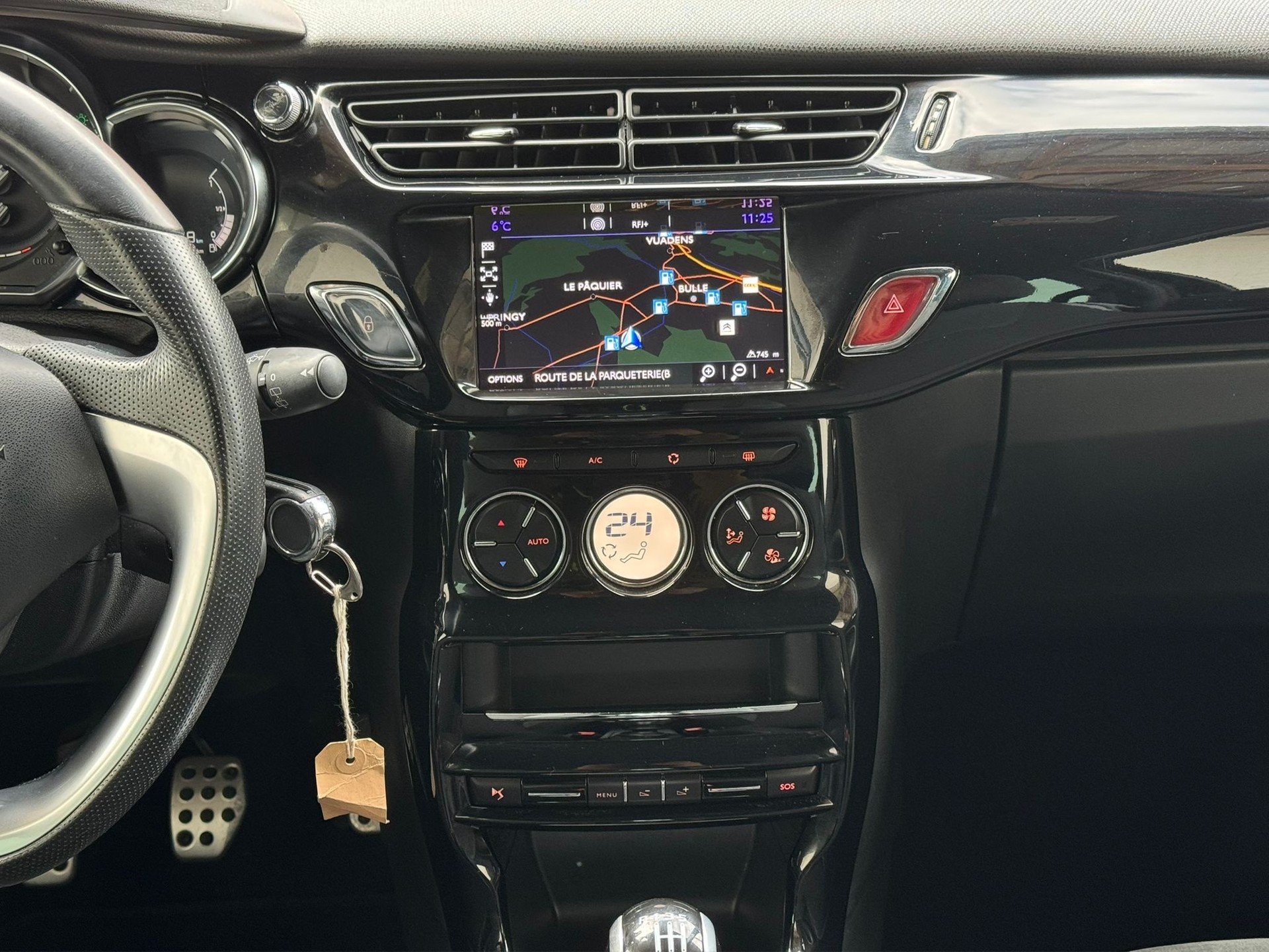 DS AUTOMOBILES DS3 1.6 THP Sport Chic-image-11