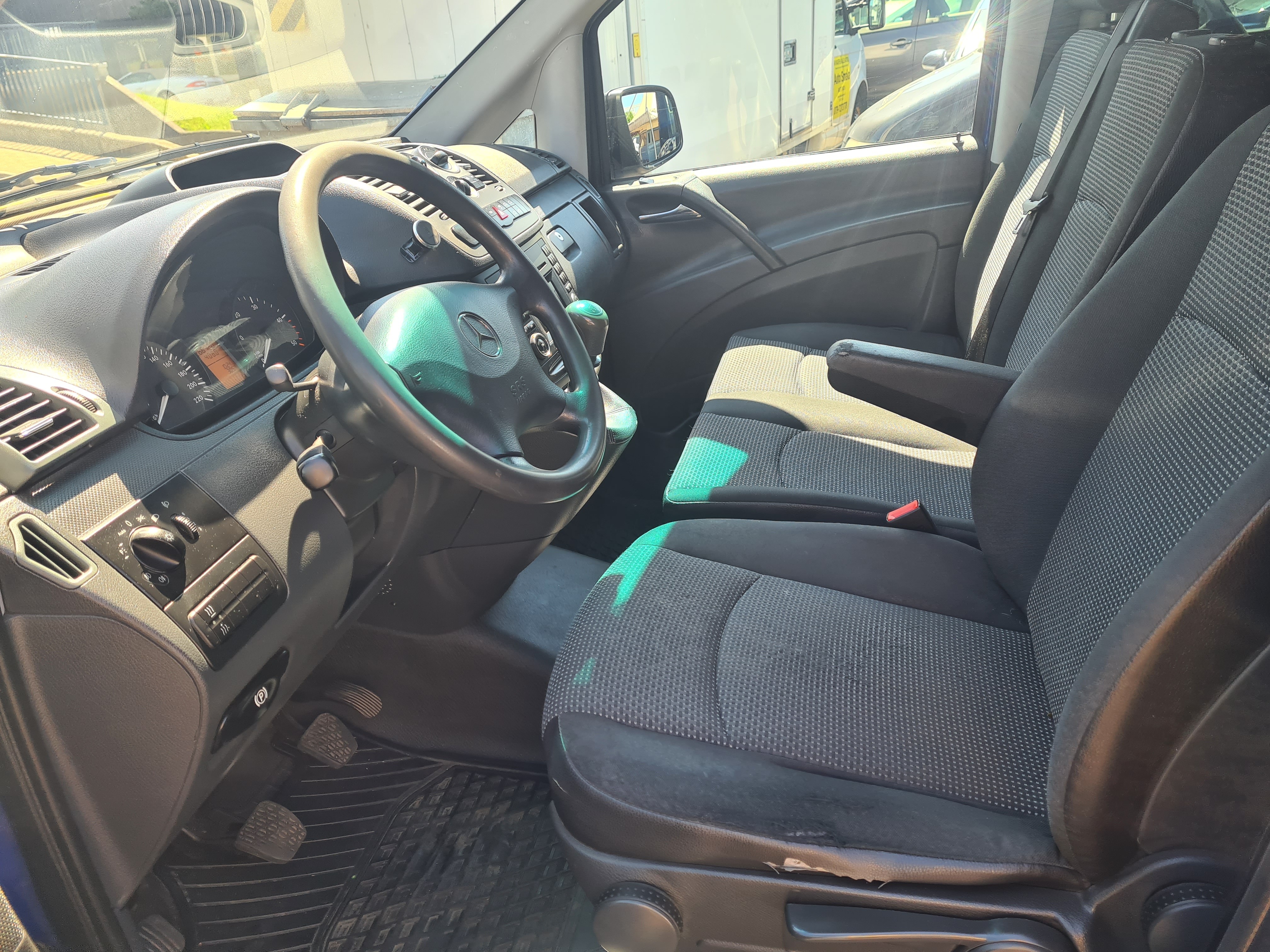 MERCEDES-BENZ Vito 116 CDI Blue Efficiency L — slika 4