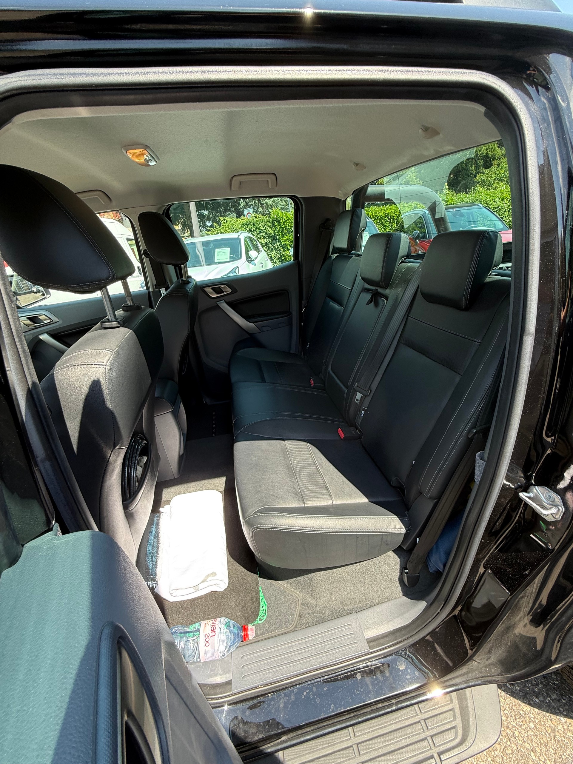 FORD Ranger LTD 3.2 TDCi 4x4 A-image-9