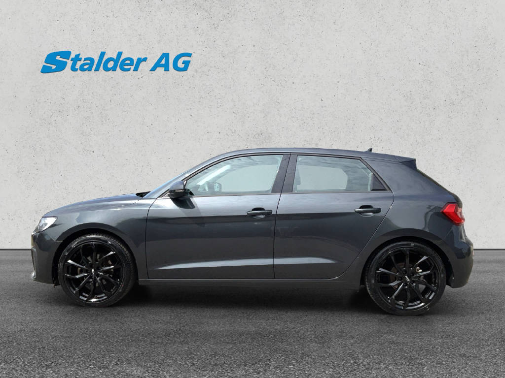 AUDI A1 Sportback 1.0 30 TFSI Attraction S-Tronic-image-2