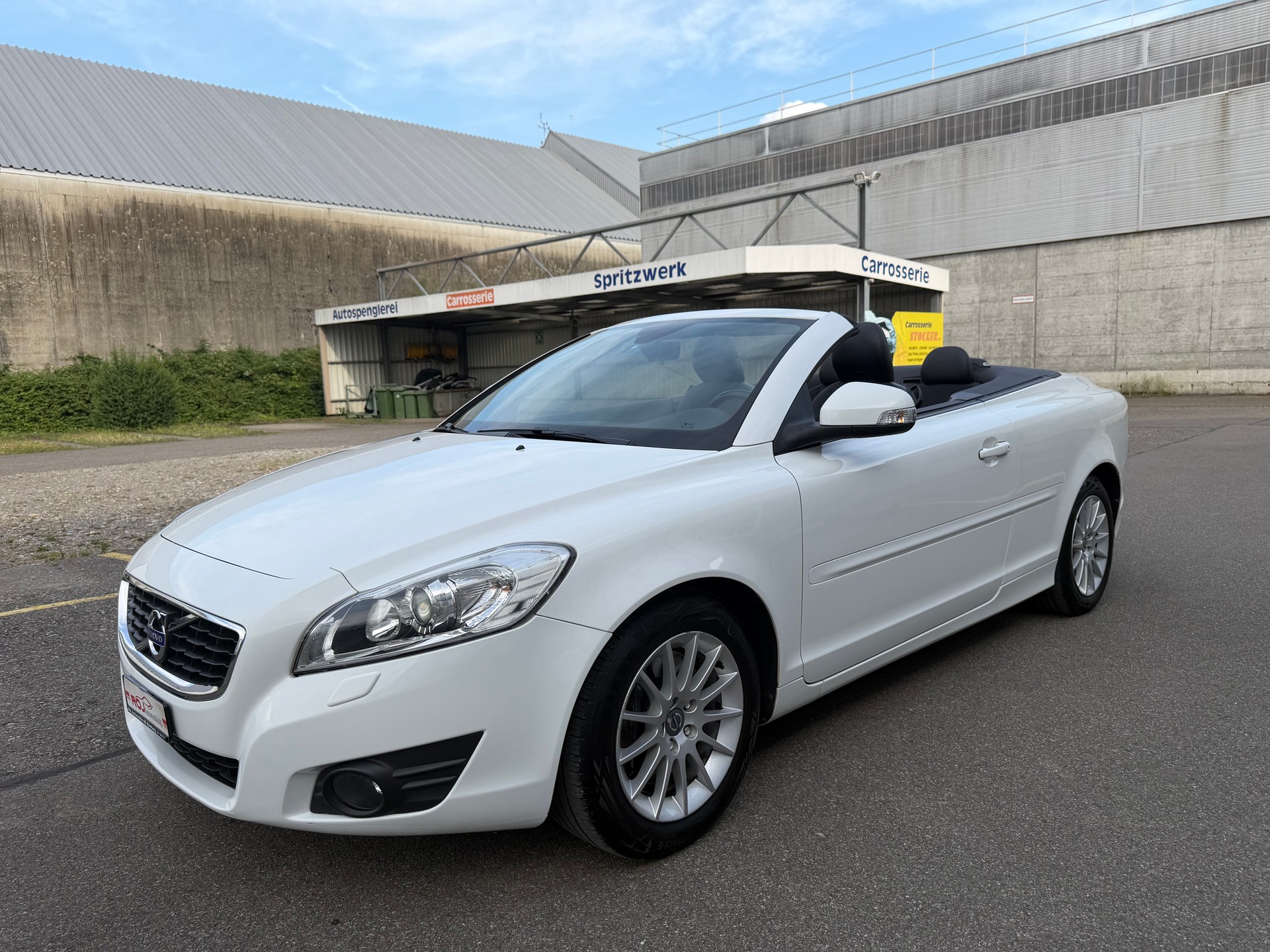 VOLVO C70 T5 Kinetic Geartronic-image-8