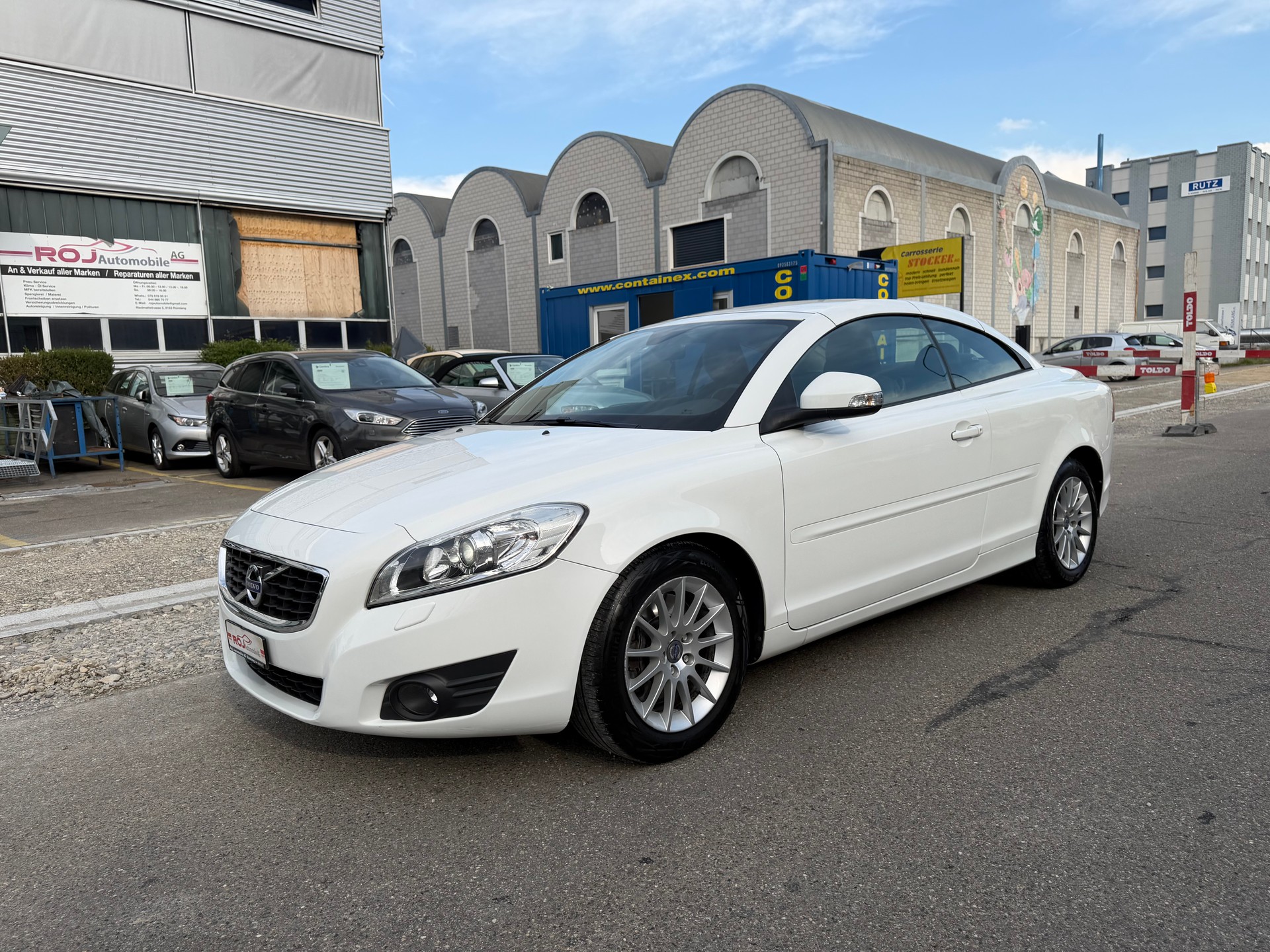 VOLVO C70 T5 Kinetic Geartronic-showroom-element-1