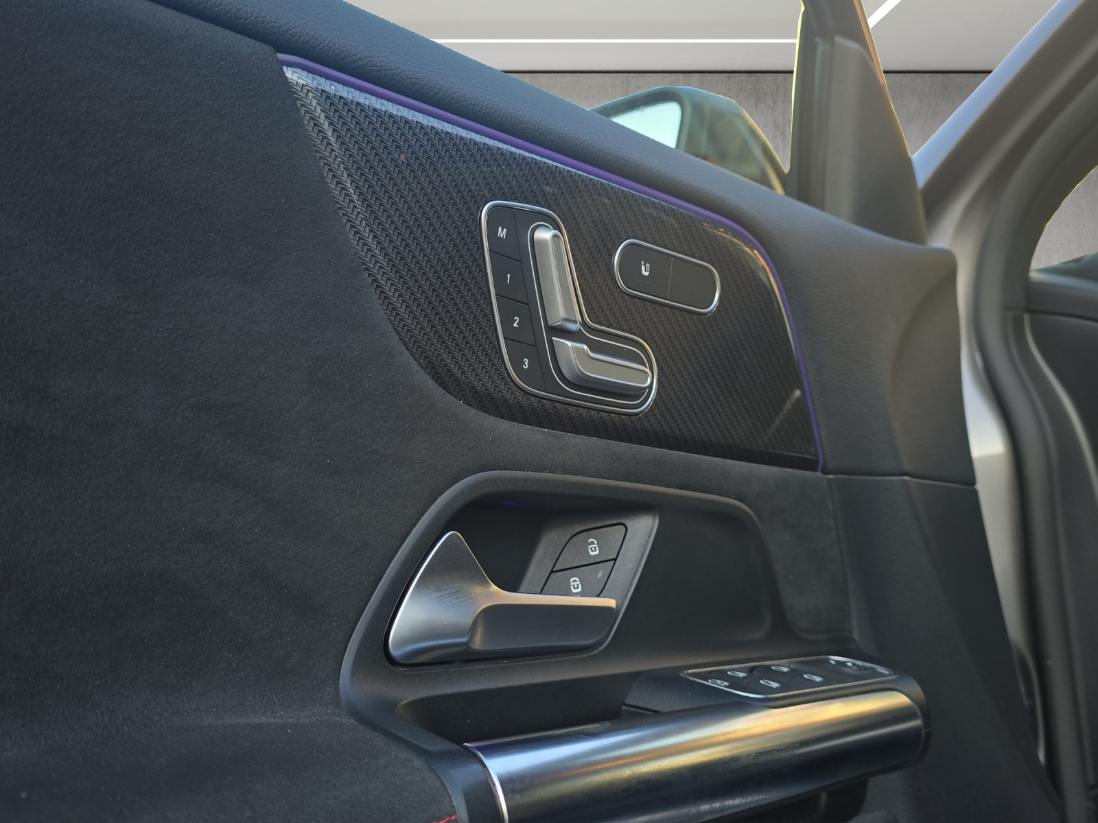 MERCEDES-BENZ GLA 220d 4Matic Edition 1. 8G-DCT-image-10