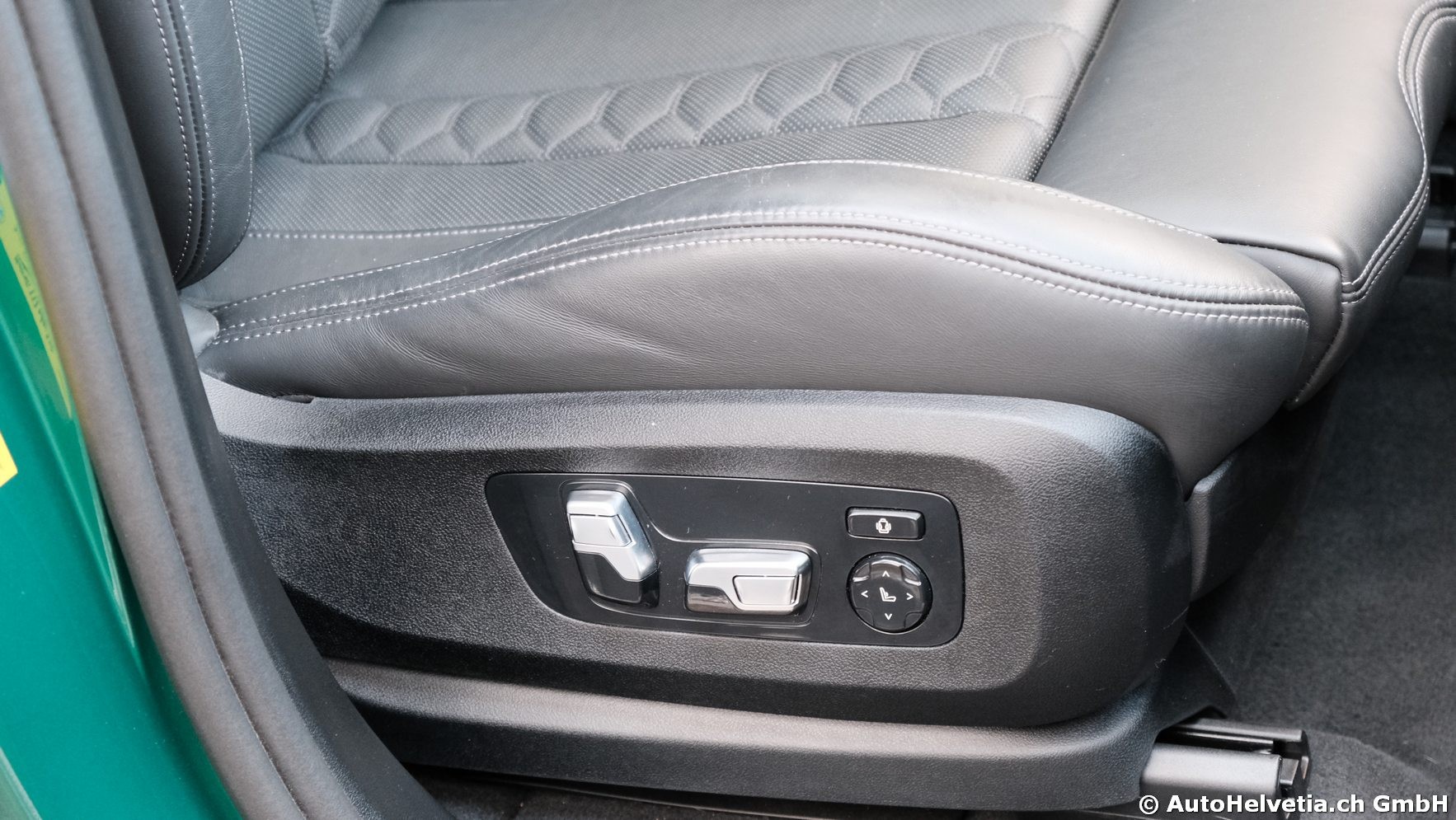 BMW X5M Competition - Facelift-image-14