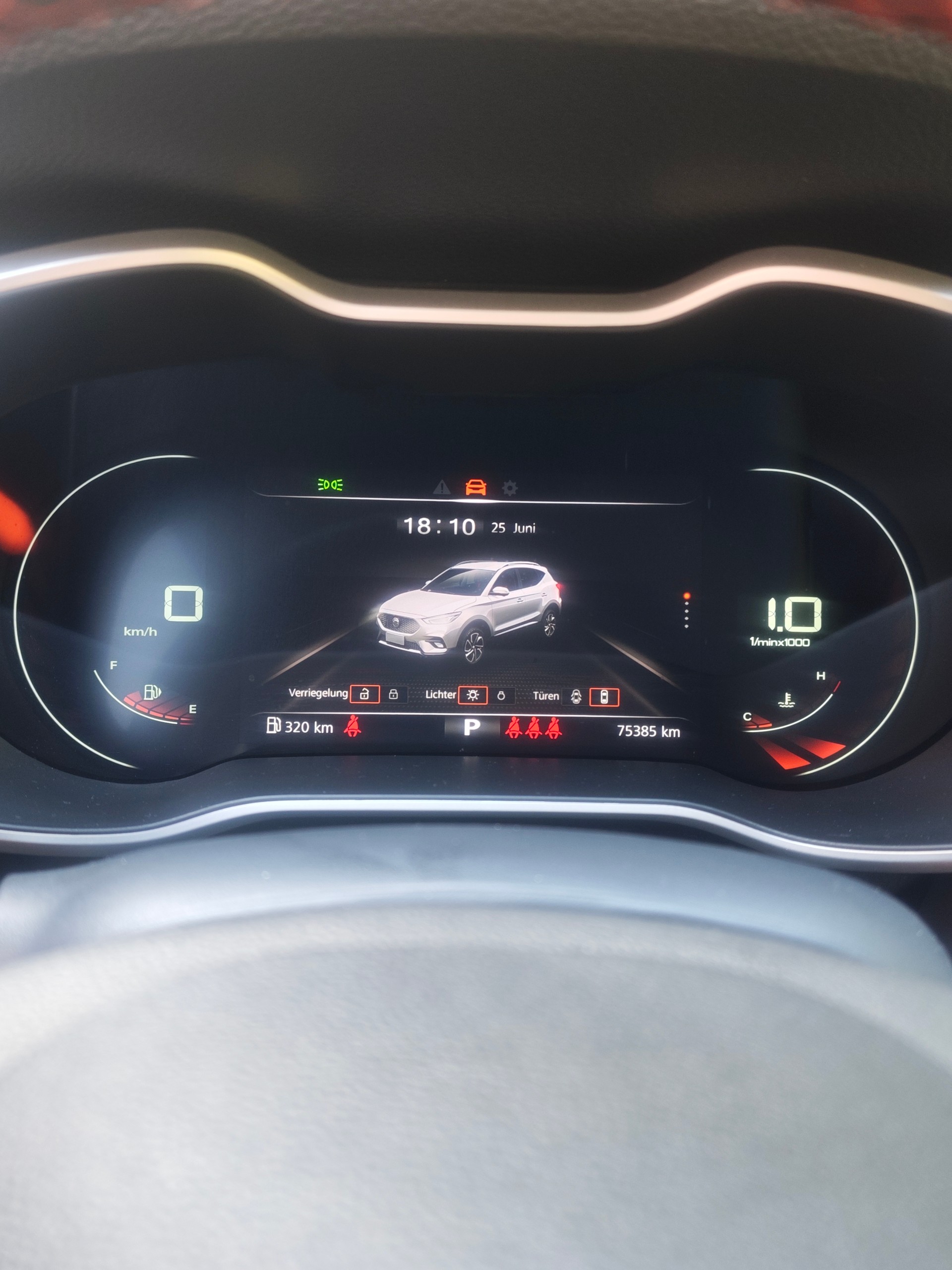 MG MG ZS Automatik | Luxury Vollausstattung | 360°-Kamera | MFK und Werksgarantie 7 Jahre ab zulassung-image-5