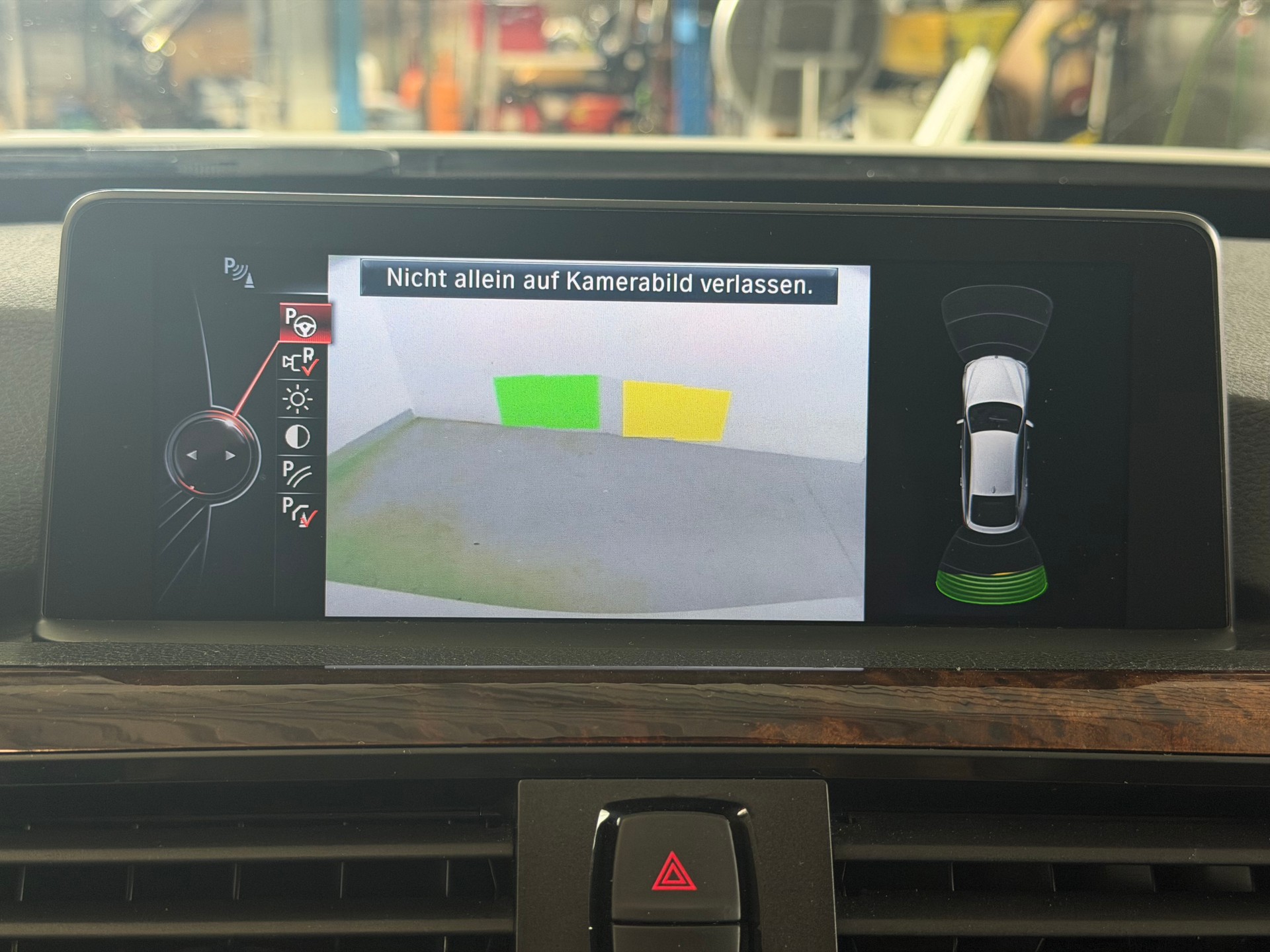 BMW 328i GT xDrive Luxury Line Steptronic-image-18