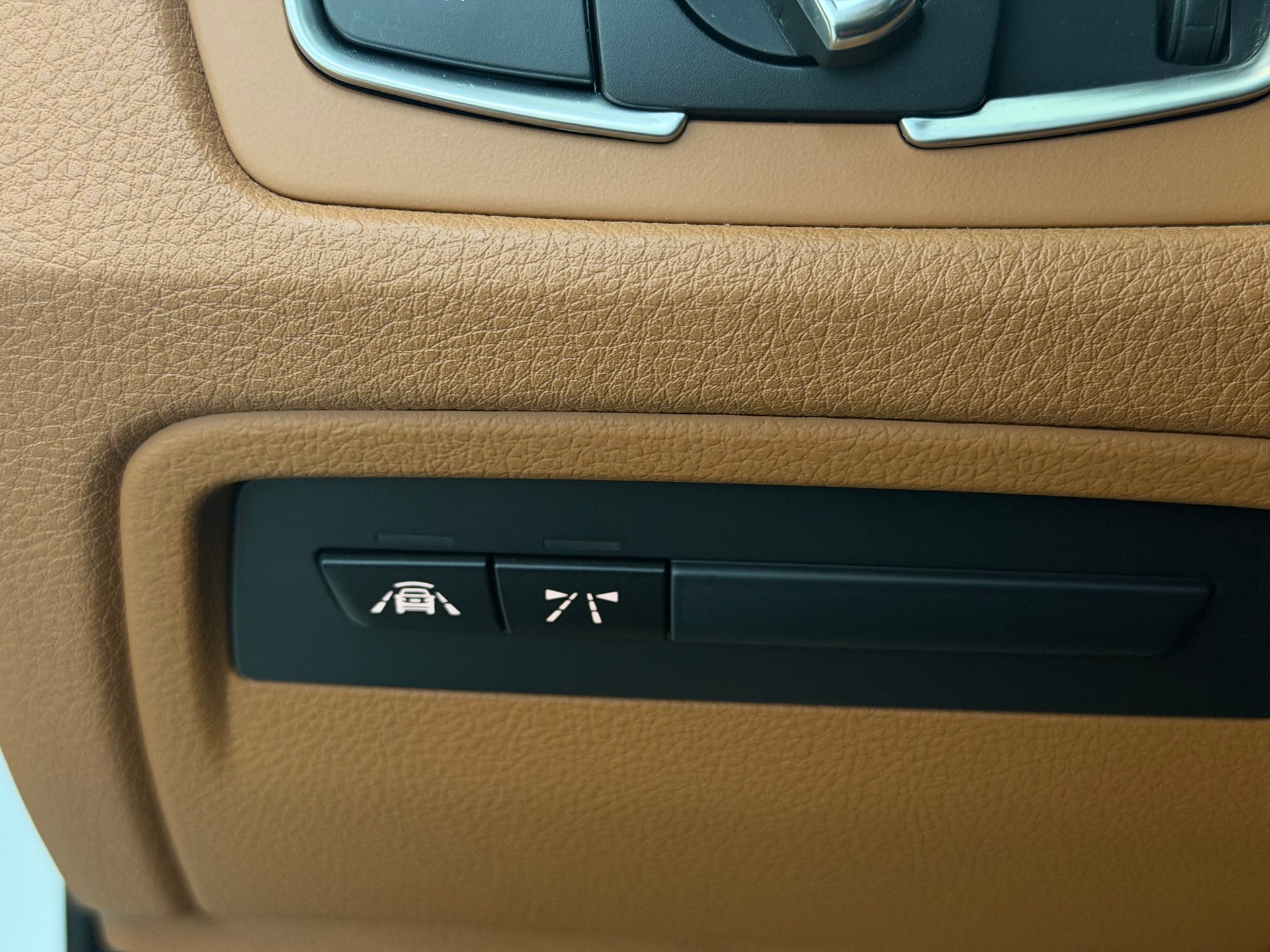 BMW 328i GT xDrive Luxury Line Steptronic-image-15