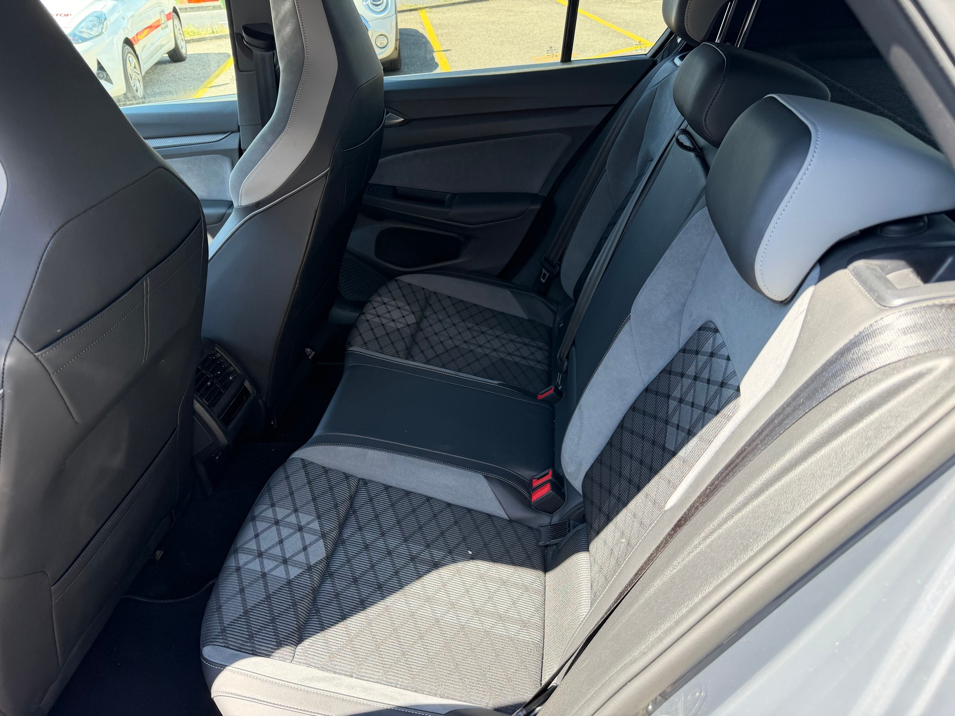 VW Golf 1.5 e TSI ACT R-line DSG-image-5