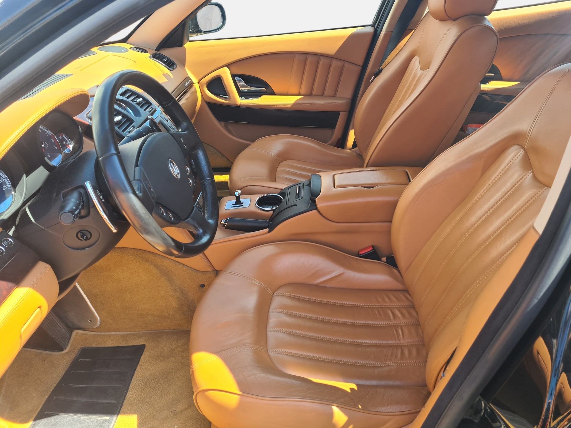 MASERATI Quattroporte 4.2 V8 DuoSelect-image-11