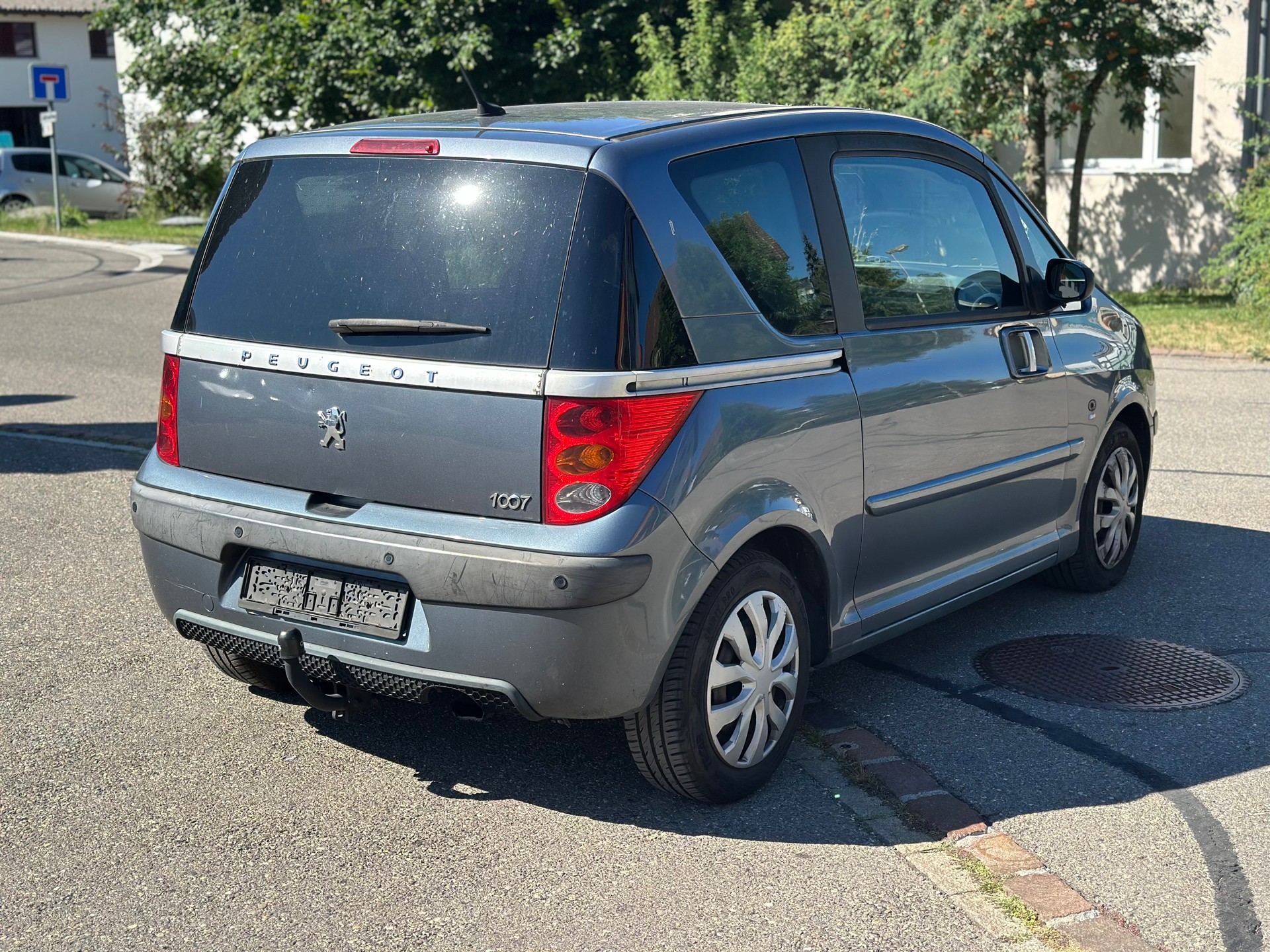 PEUGEOT 1007 1.4 HDI Trendy-image-5