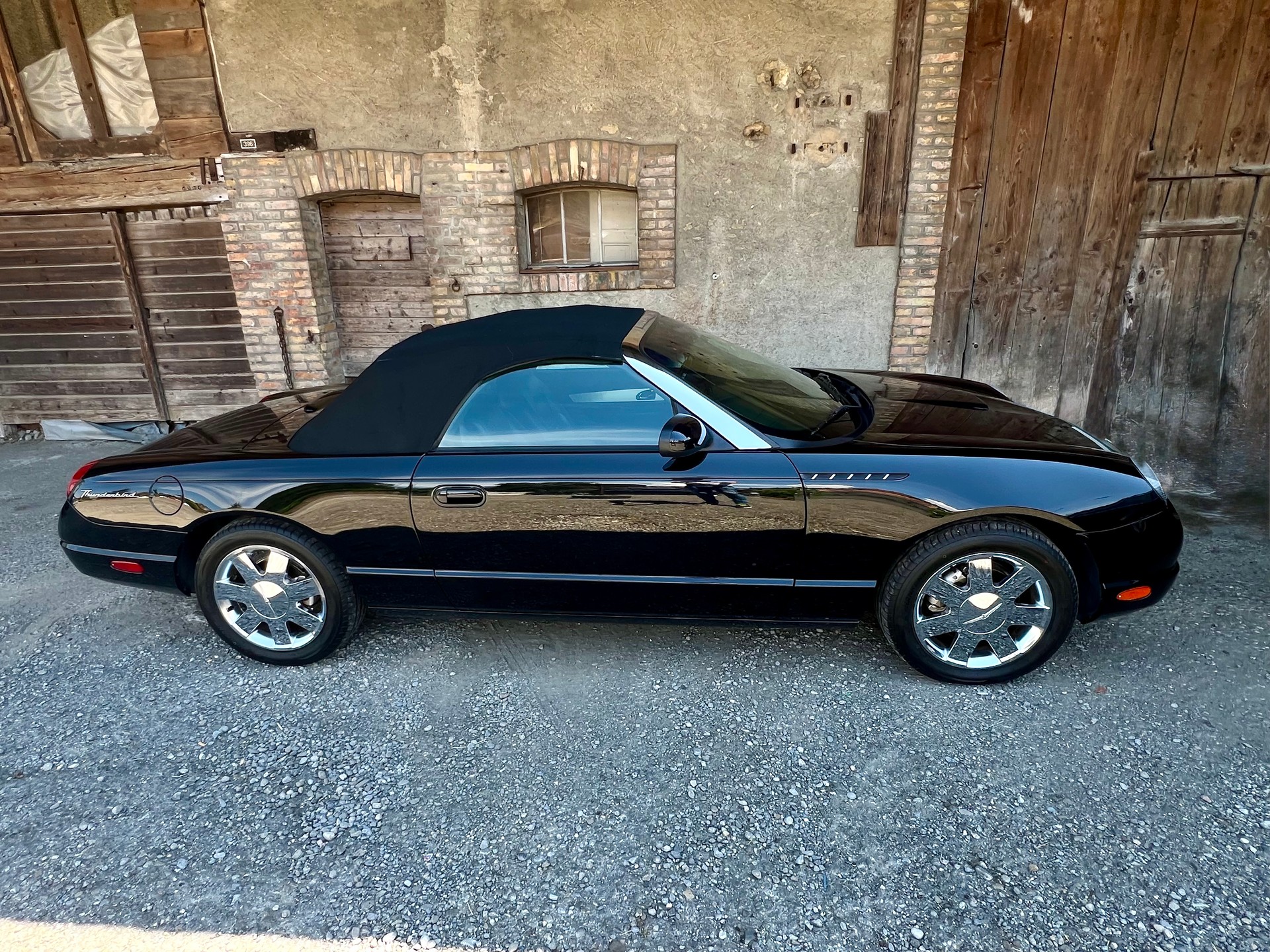 FORD V8 avec capote electrique et avec hard top-image-10