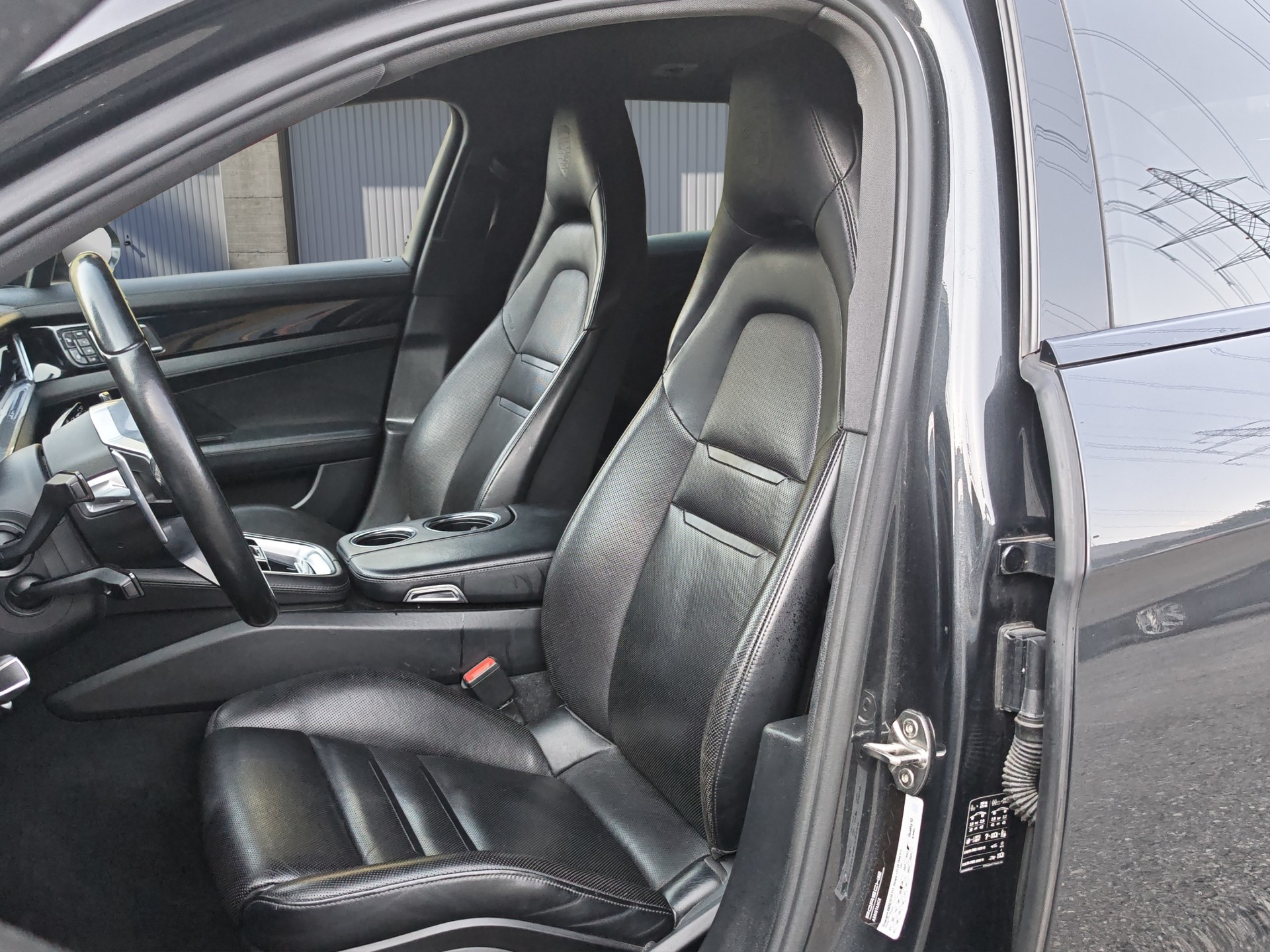 PORSCHE Panamera 4 E-Hybrid Sport Turismo PDK-image-8