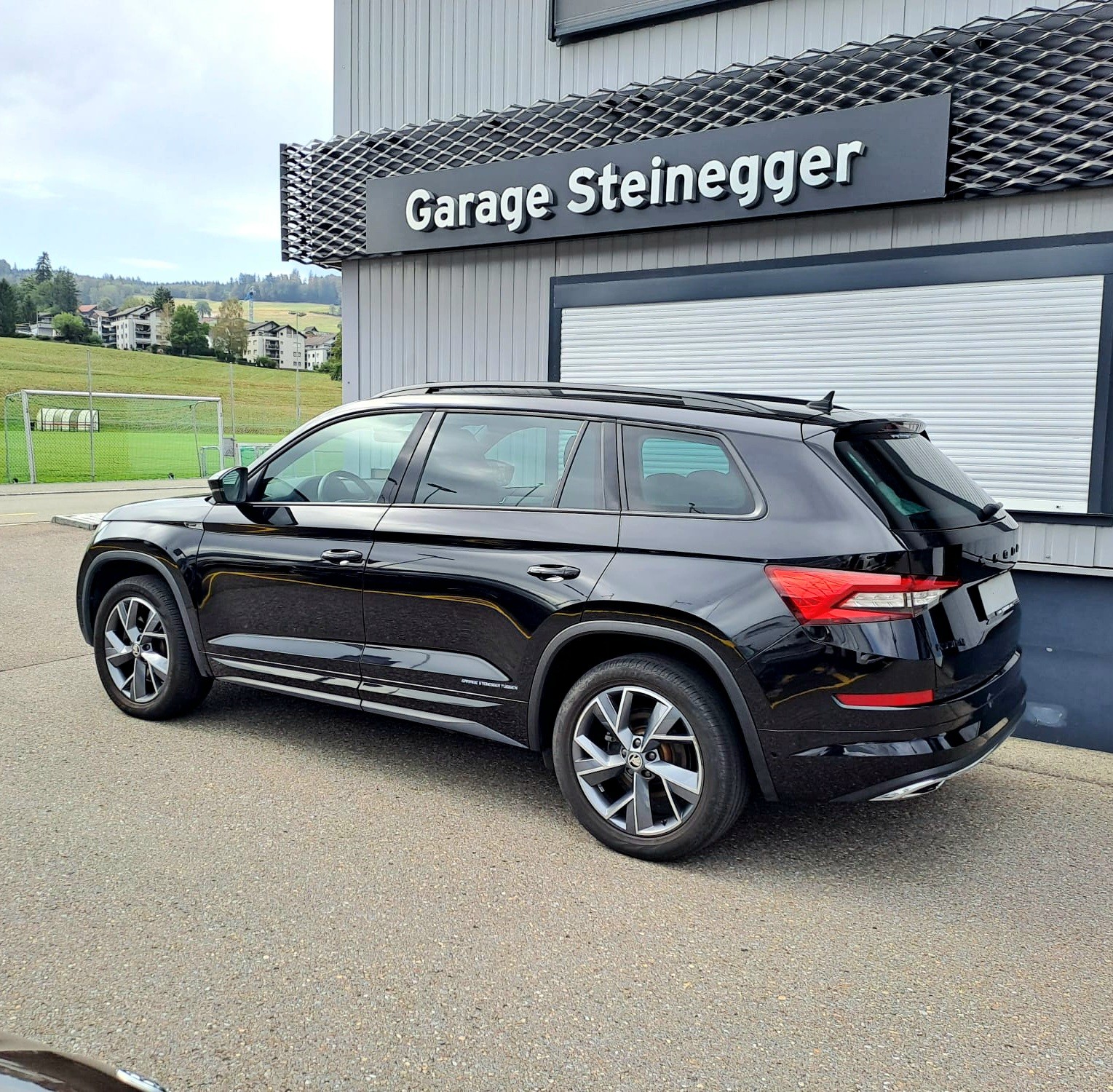 SKODA Kodiaq 2.0 TSI 4x4 Sport Line-image-6