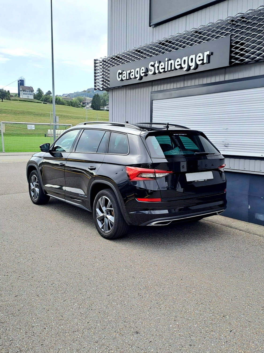 SKODA Kodiaq 2.0 TSI 4x4 Sport Line-image-7