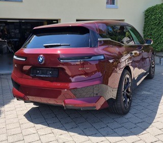 BMW xDrive50-image-2