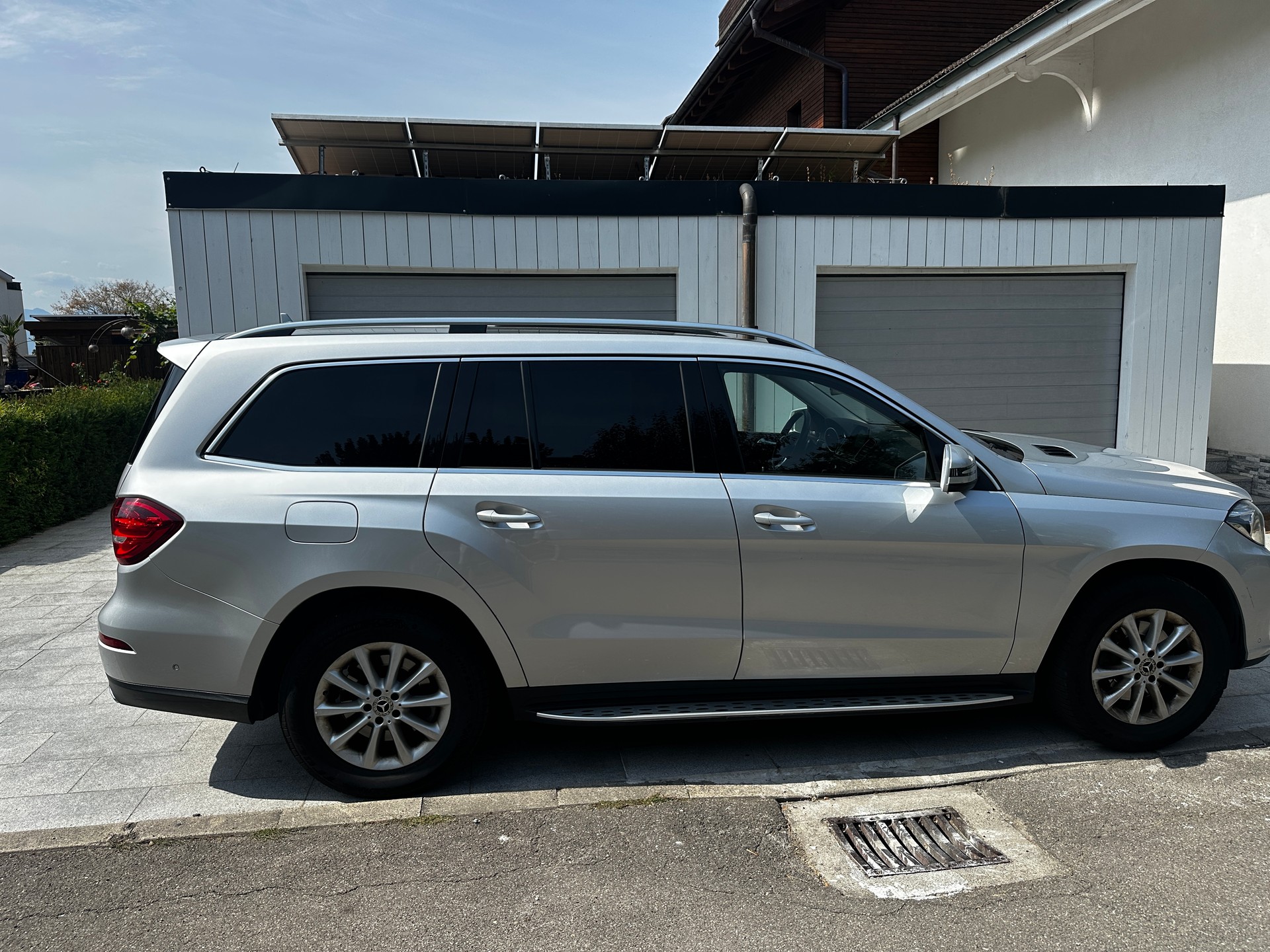 MERCEDES-BENZ GLS 350 d V6 9G - TRONIC-image-3