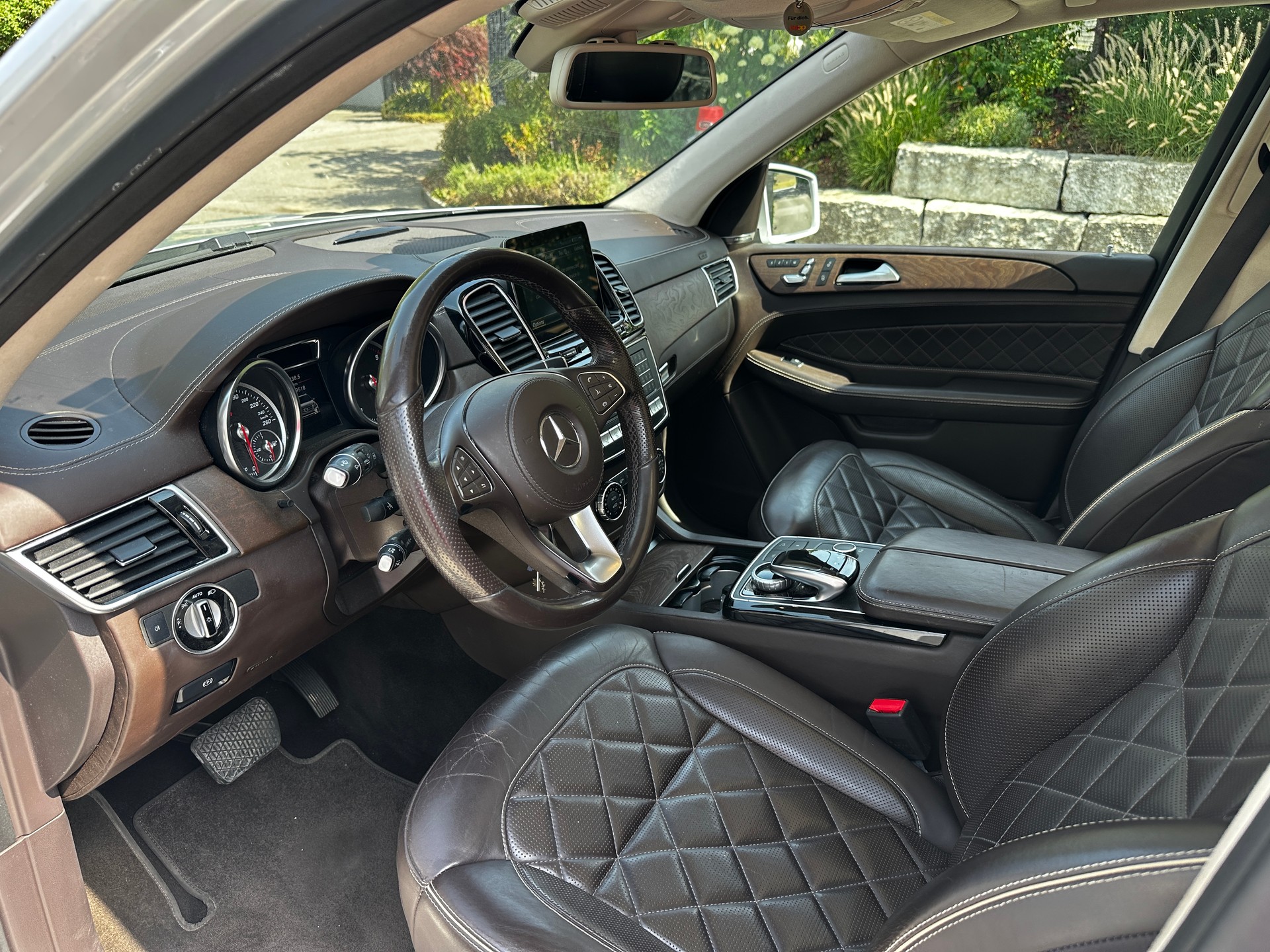 MERCEDES-BENZ GLS 350 d V6 9G - TRONIC-image-4