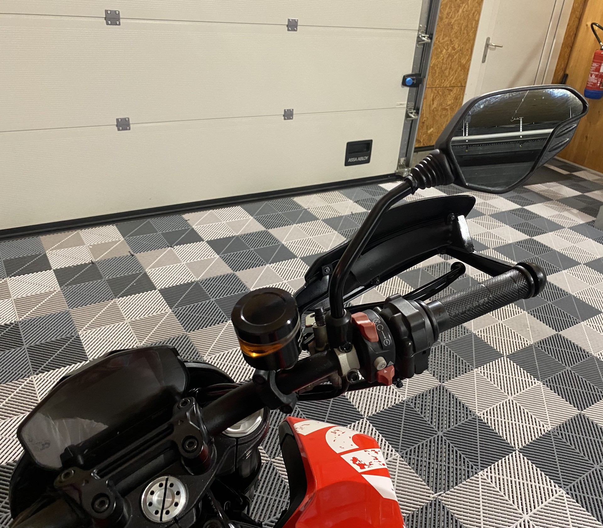 DUCATI Hypermotard 950 RVE-image-10