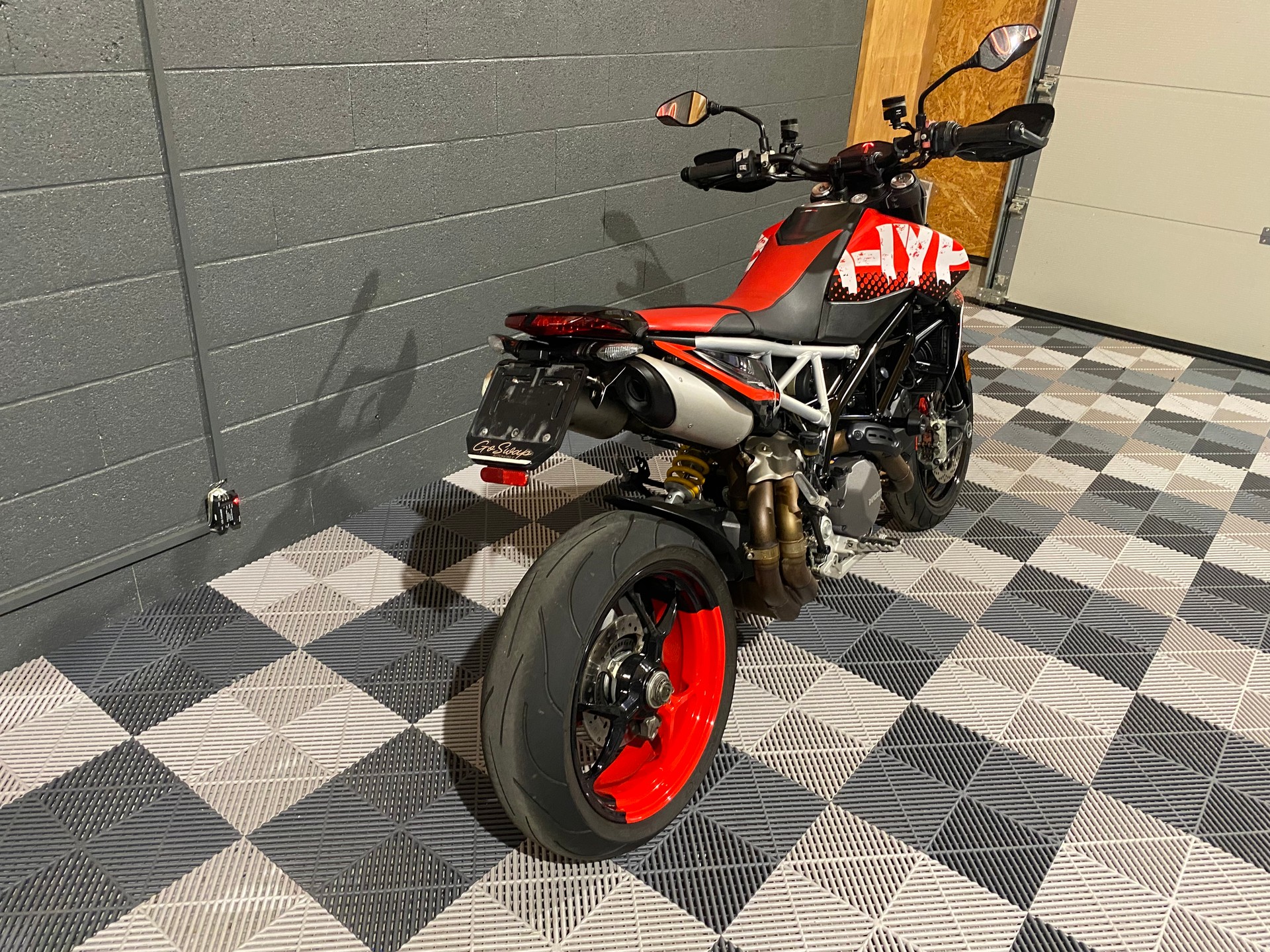 DUCATI Hypermotard 950 RVE-image-5