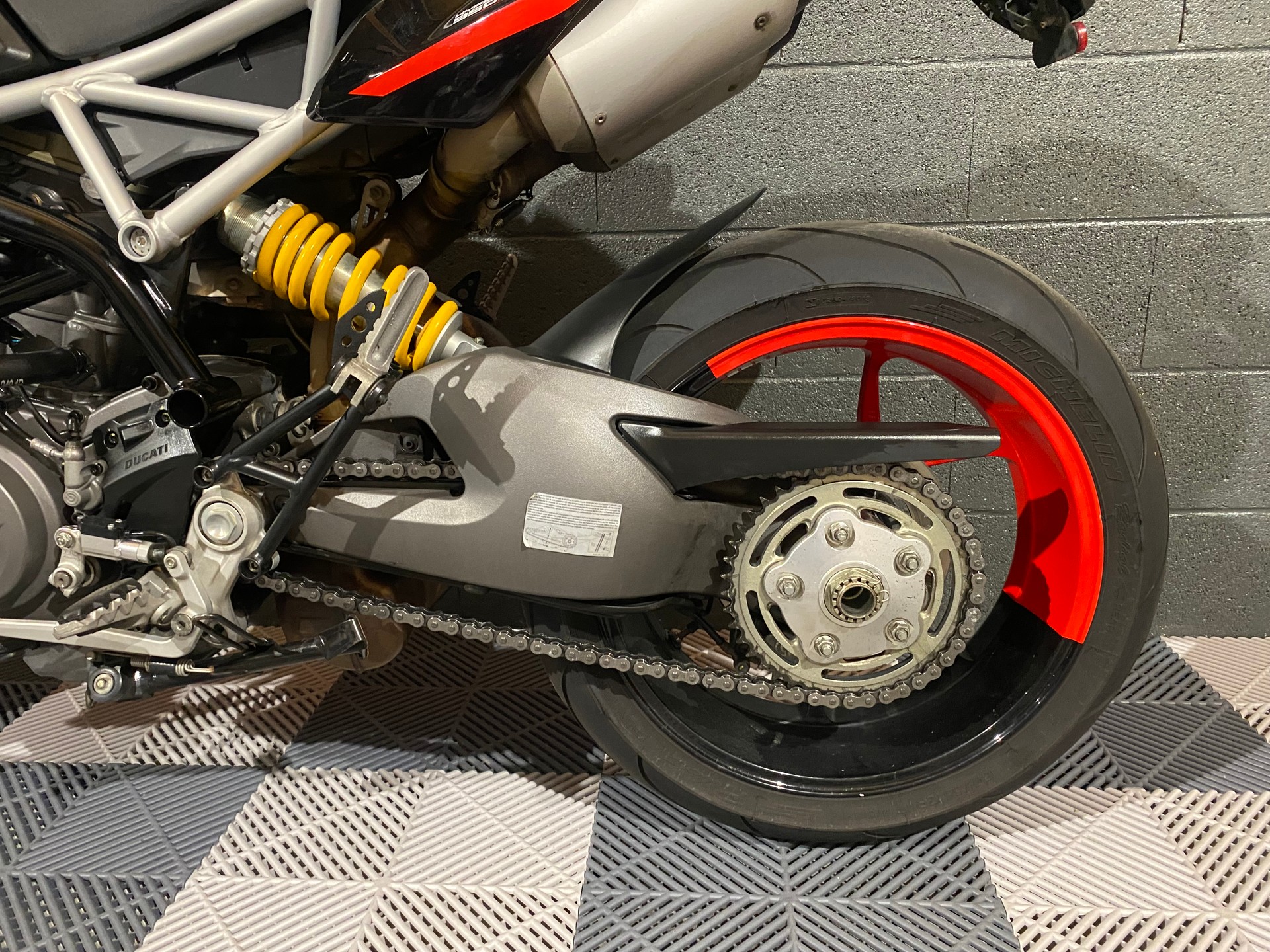 DUCATI Hypermotard 950 RVE-image-15