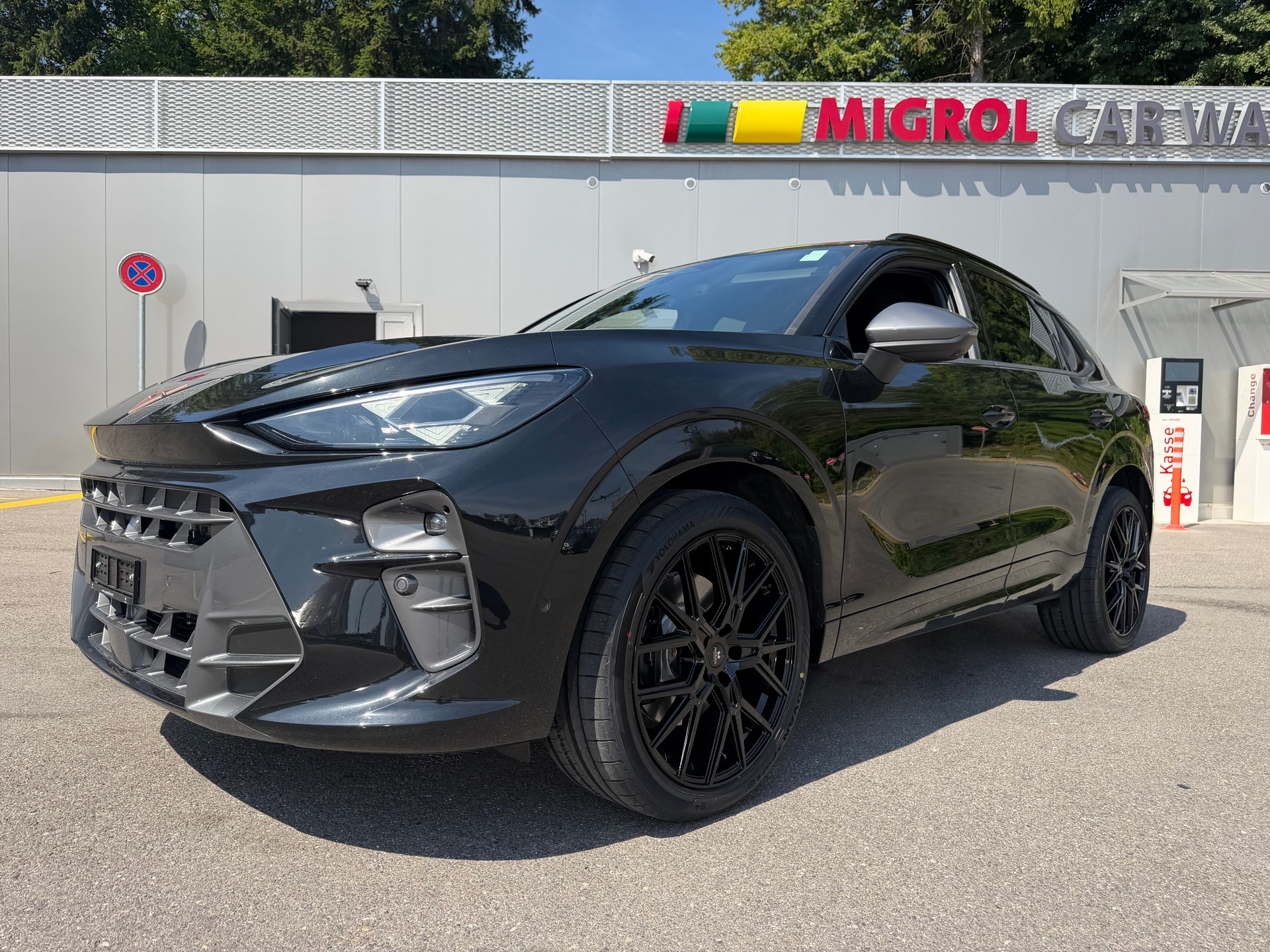 CUPRA TERRAMAR 2.0 TSI DSG 4DRIVE VZ "SPORT" CH WAGEN MIT 900 KM !! MIT WERKSGARANTIE !! TOP AUSSTATTUNG.-image-2