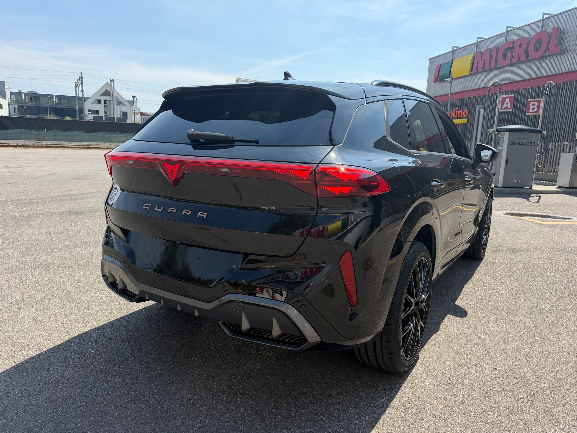 CUPRA TERRAMAR 2.0 TSI DSG 4DRIVE VZ "SPORT" CH WAGEN MIT 900 KM !! MIT WERKSGARANTIE !! TOP AUSSTATTUNG.-image-10