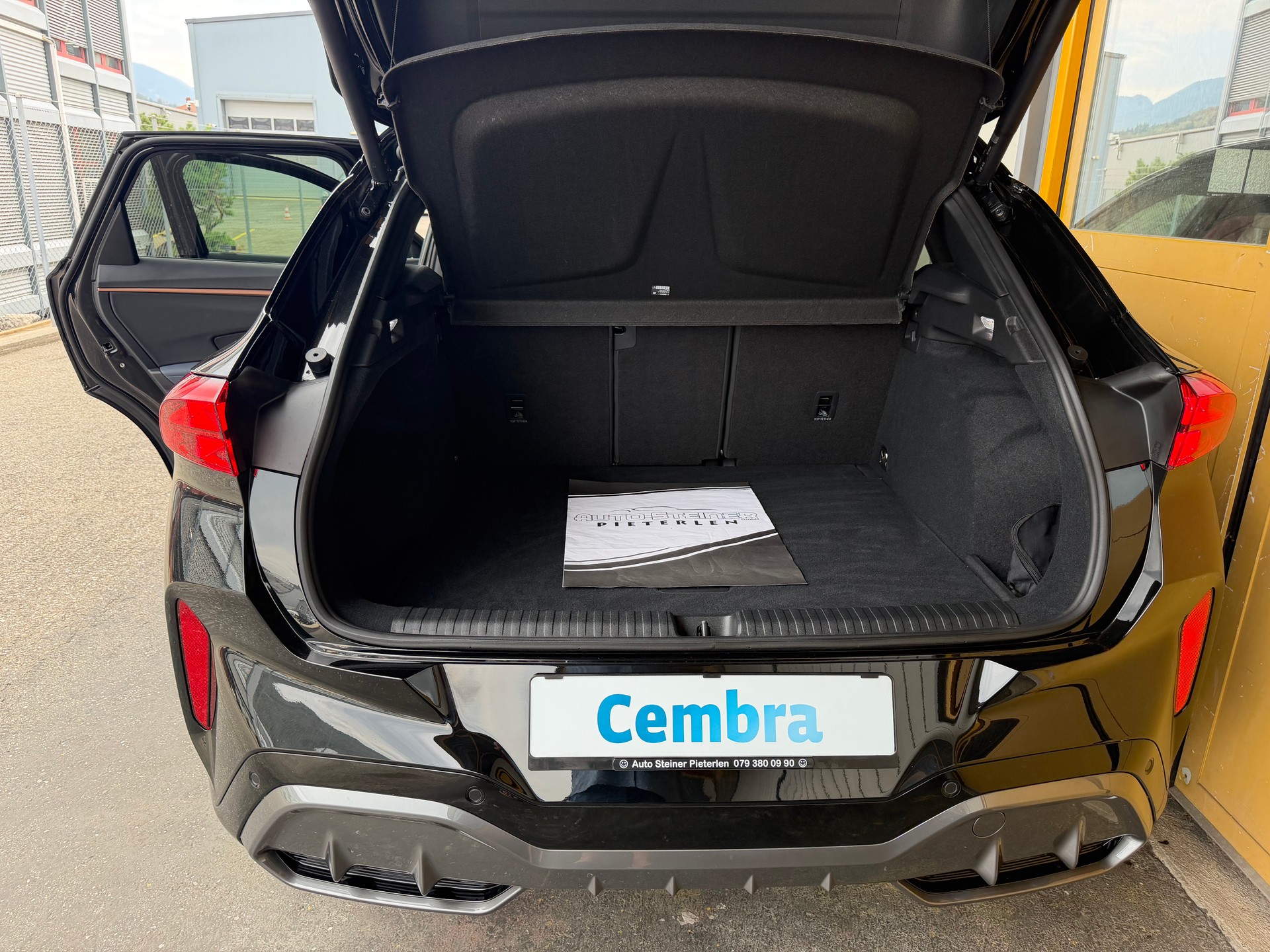 CUPRA TERRAMAR 2.0 TSI DSG 4DRIVE VZ "SPORT" CH WAGEN MIT 900 KM !! MIT WERKSGARANTIE !! TOP AUSSTATTUNG.-image-37