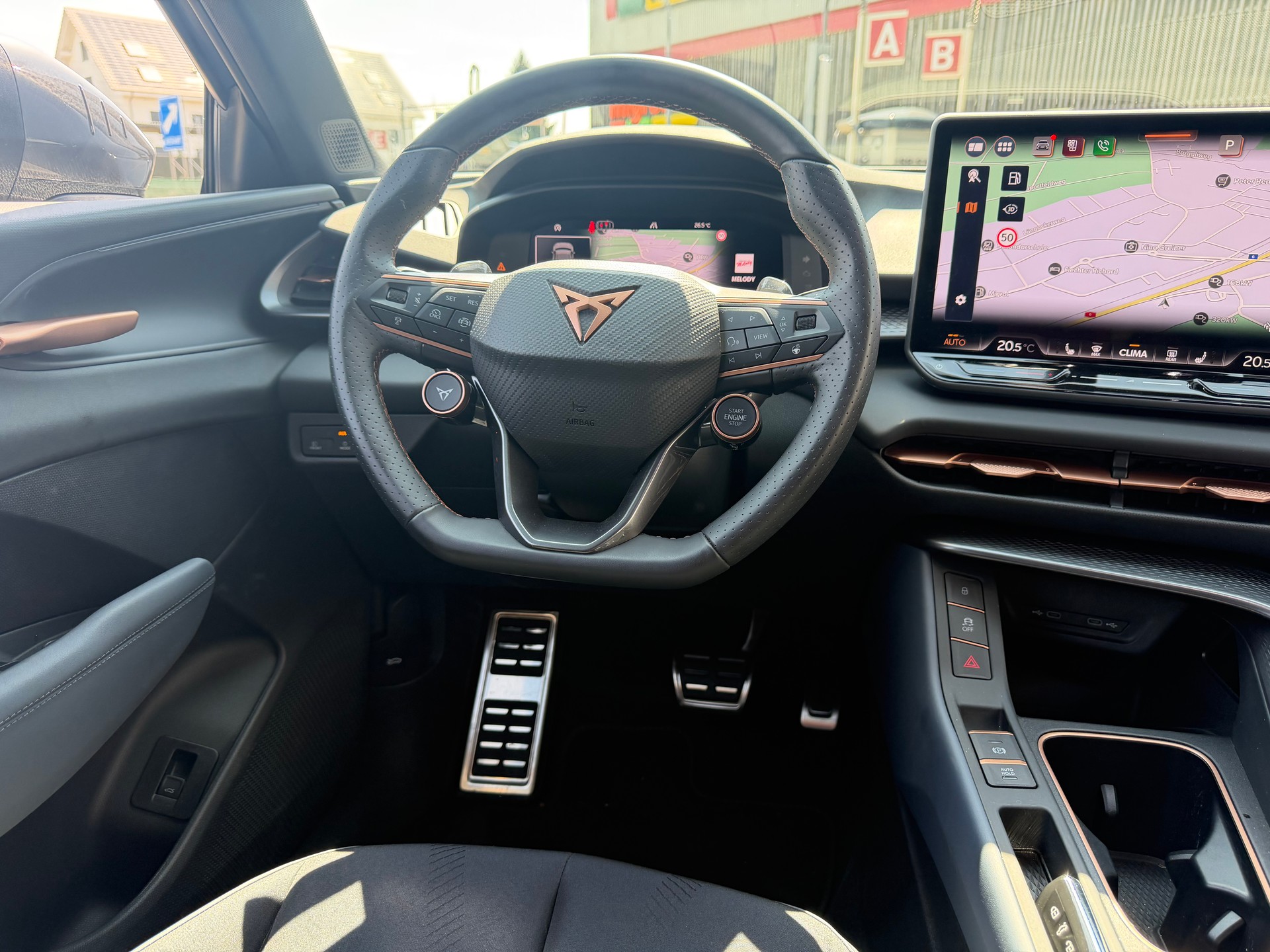 CUPRA TERRAMAR 2.0 TSI DSG 4DRIVE VZ "SPORT" CH WAGEN MIT 900 KM !! MIT WERKSGARANTIE !! TOP AUSSTATTUNG.-image-5