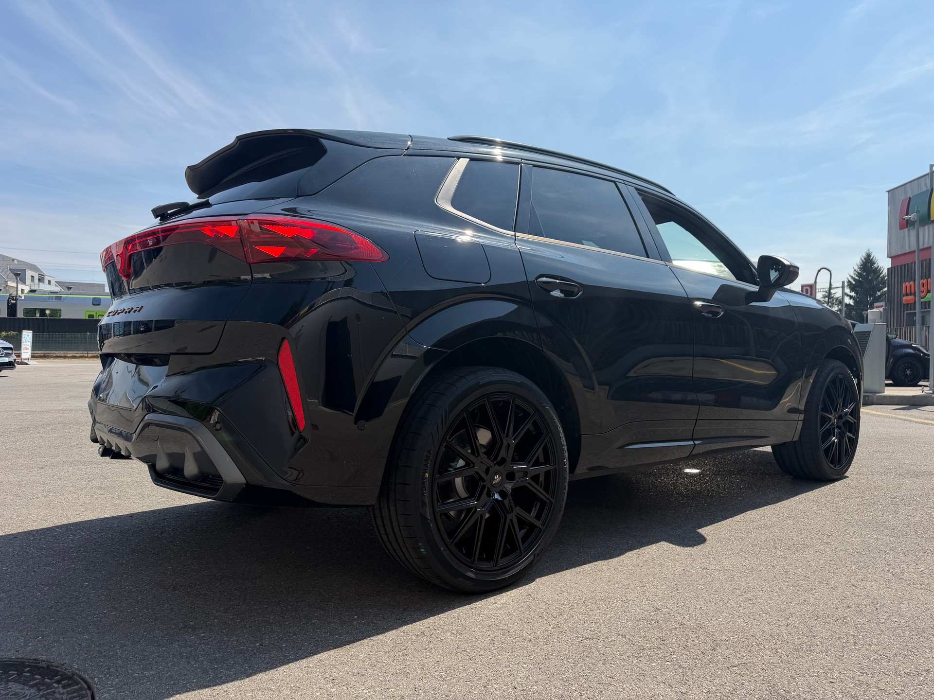 CUPRA TERRAMAR 2.0 TSI DSG 4DRIVE VZ "SPORT" CH WAGEN MIT 900 KM !! MIT WERKSGARANTIE !! TOP AUSSTATTUNG.-image-25