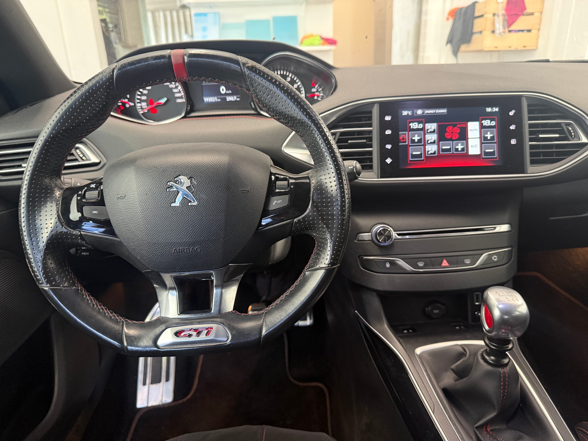 PEUGEOT 308 1.6 GTi Ab 180.-pro Monat-image-11