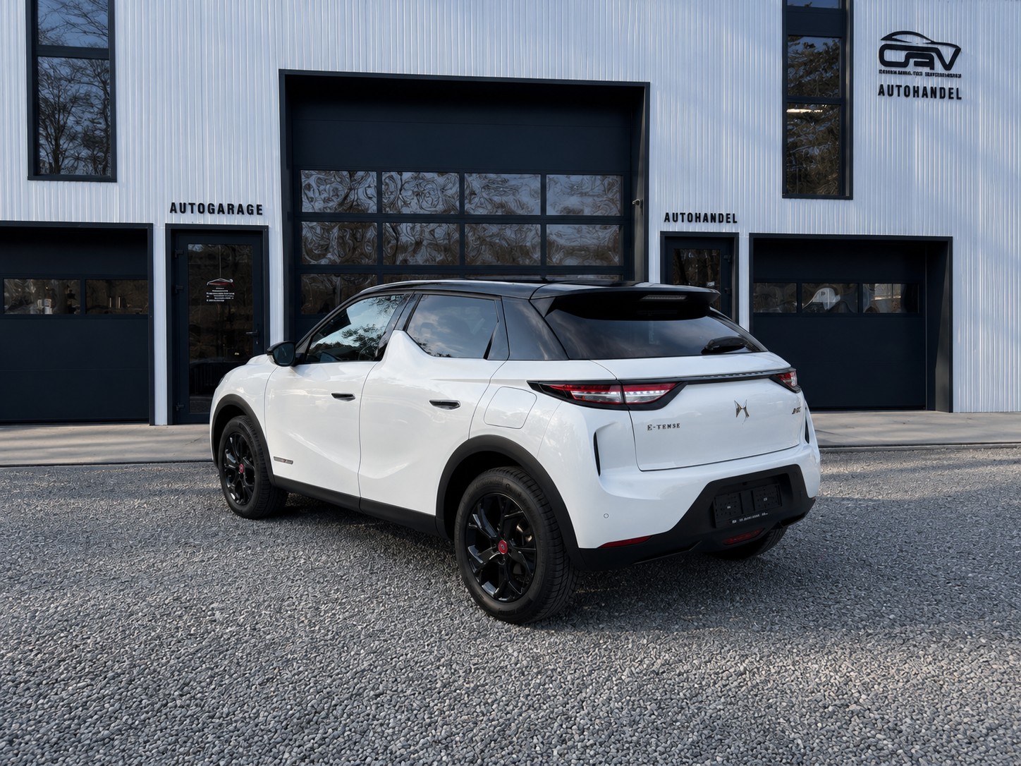 DS AUTOMOBILES DS 3 Crossback E-Tense 136 Bastille-image-3