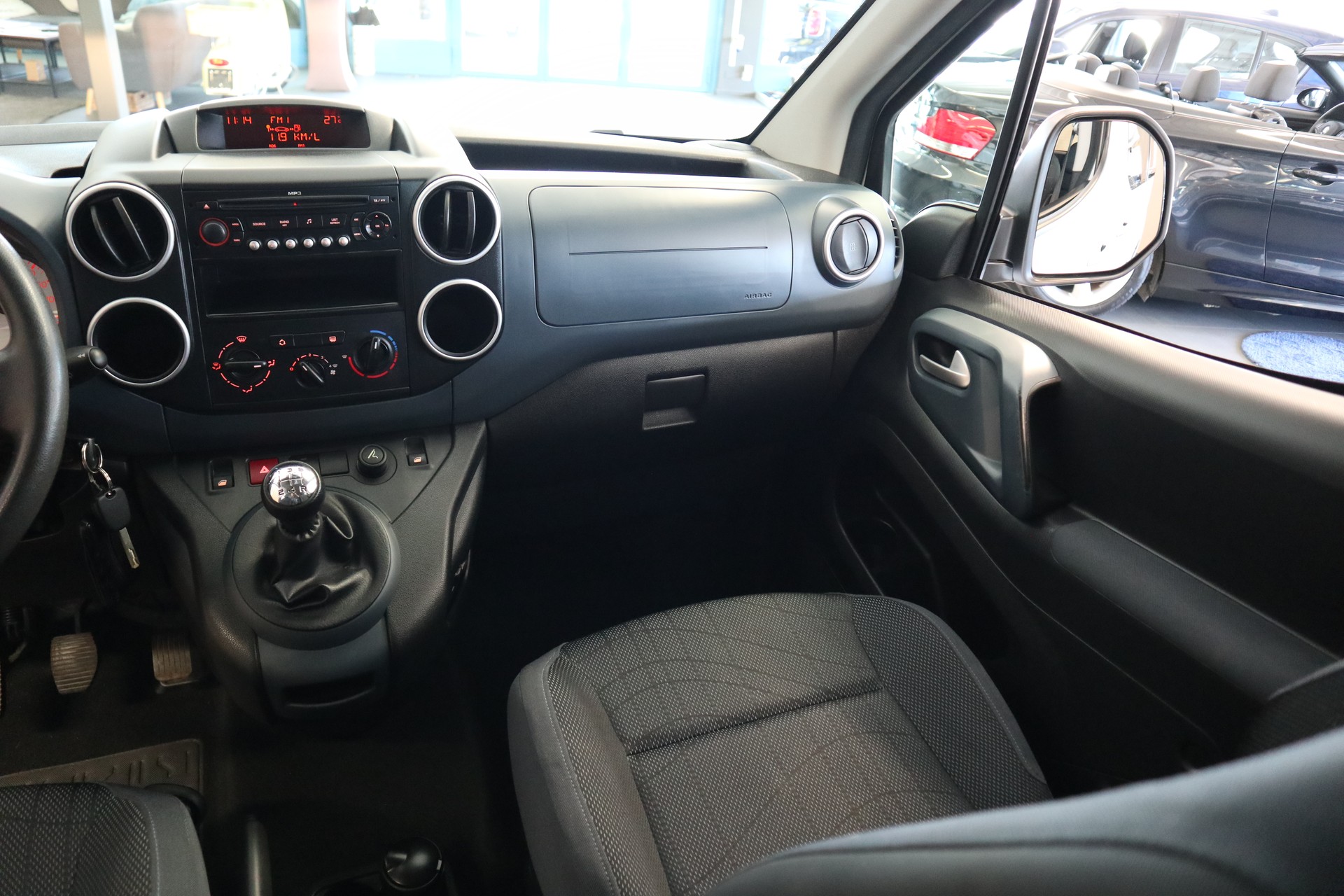 PEUGEOT Partner 1.6 Trendy-image-14
