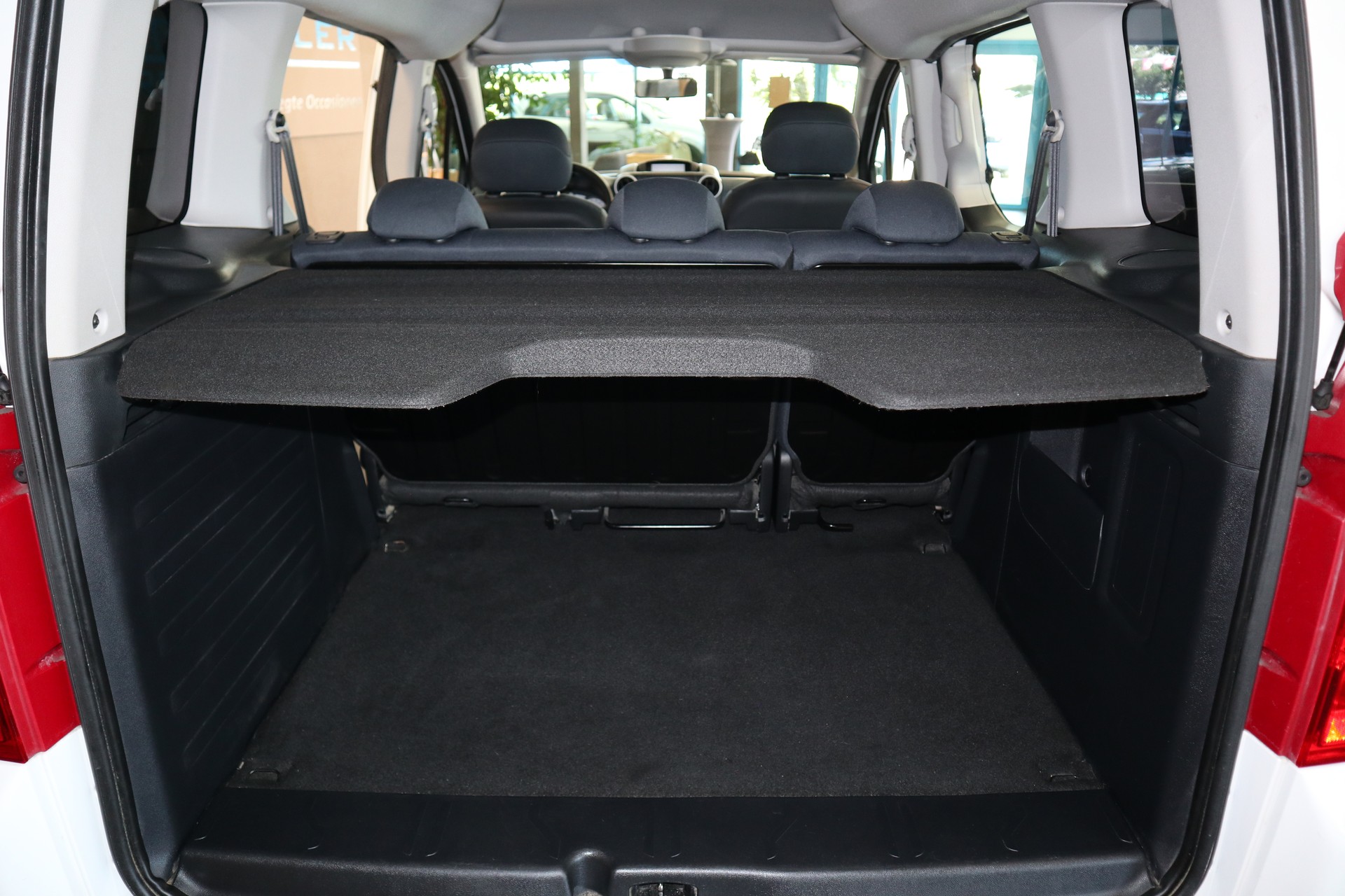 PEUGEOT Partner 1.6 Trendy-image-9