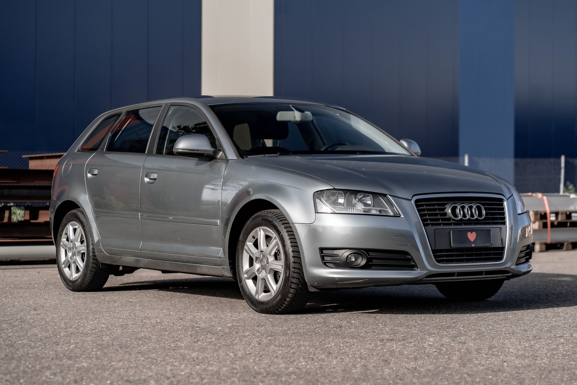 AUDI A3 Sportback 2.0 TFSI Ambiente S-tronic * FRISCH AB MFK * BOSE SOUNDSYSTEM * AMAG SERVICEGEPFLEGT *-image-2