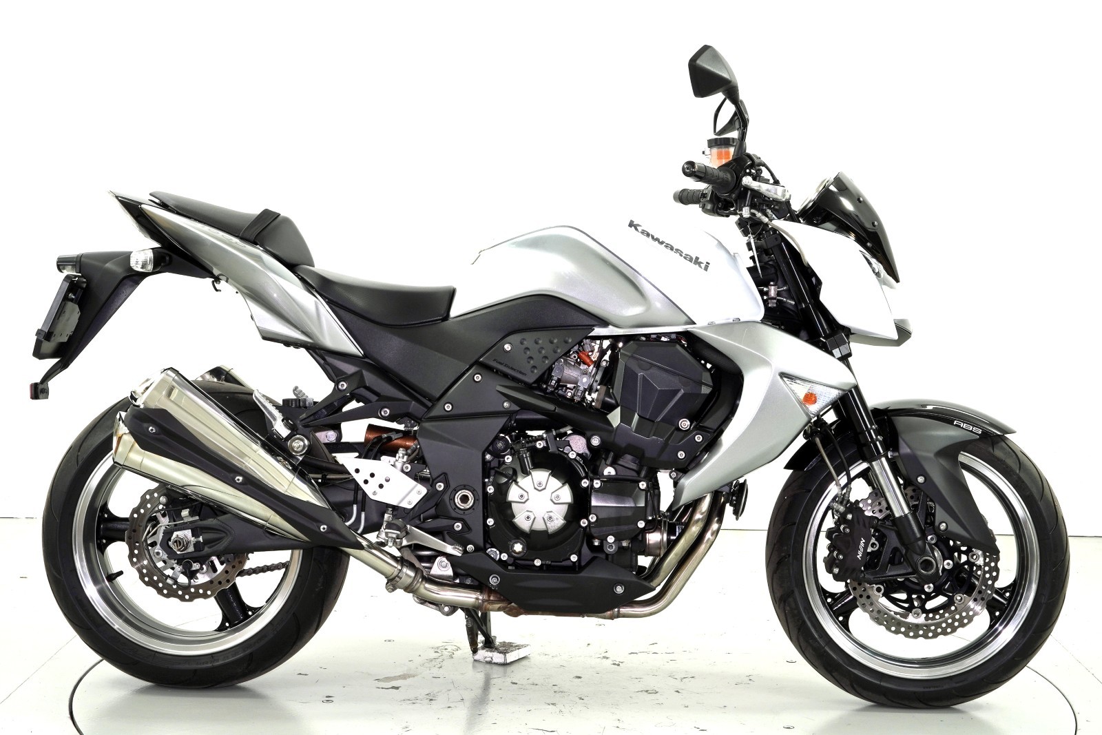KAWASAKI Z 1000 ABS-showroom-element-3