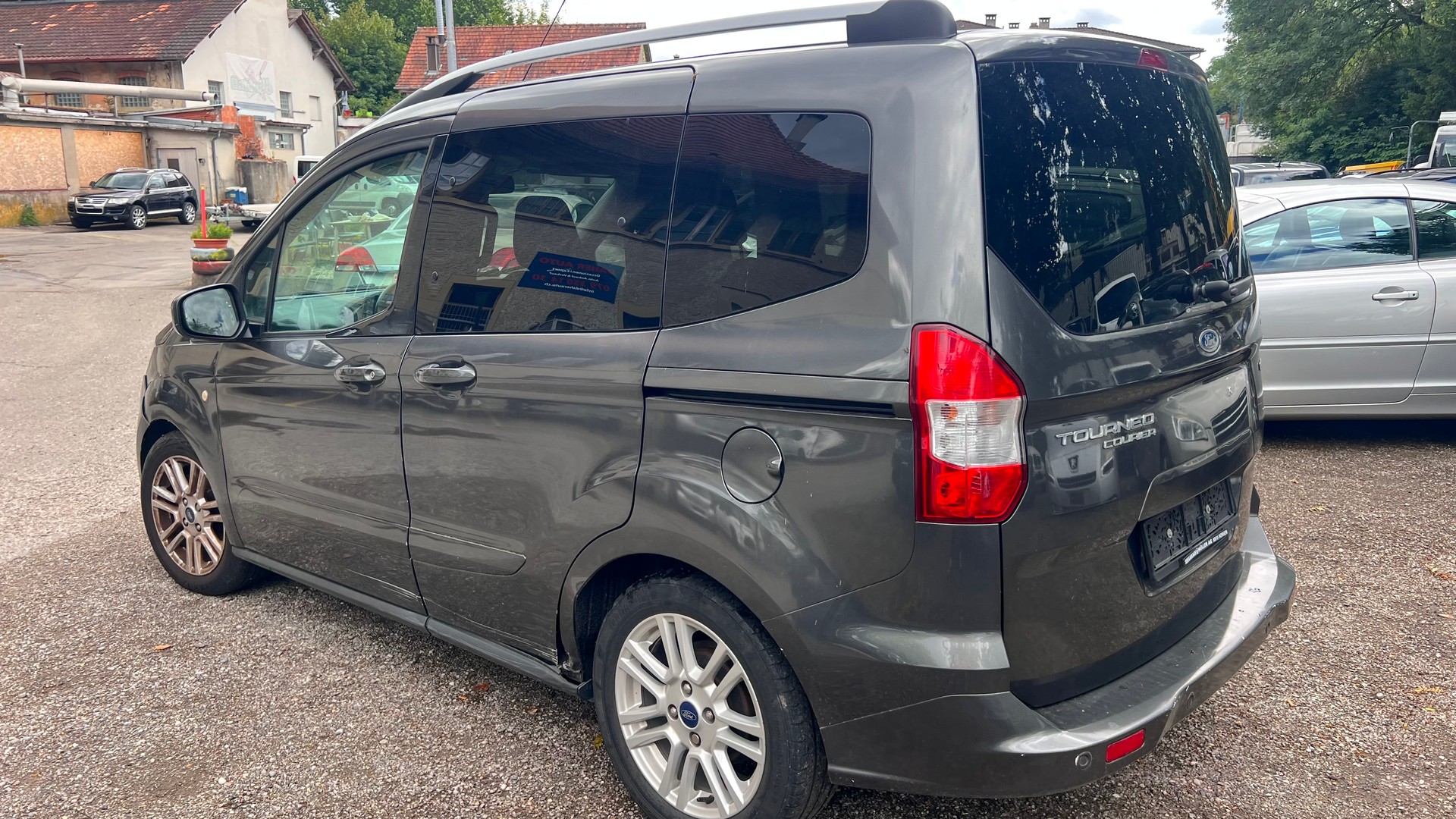FORD Tourneo Courier 1.0 SCTi Trend-image-4