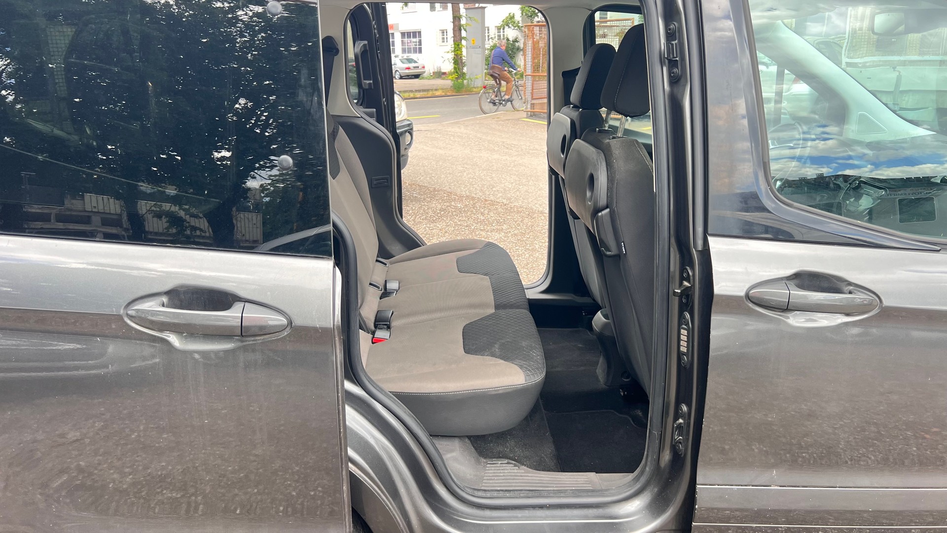 FORD Tourneo Courier 1.0 SCTi Trend-image-6