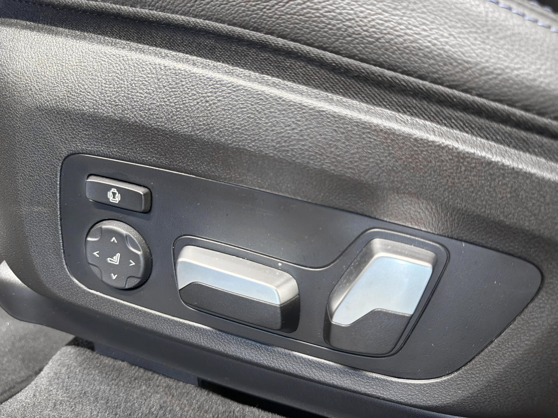 BMW iX3 Impressive-image-20