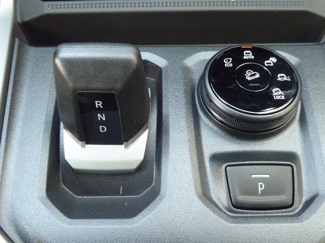 DACIA Bigster TCe 150 48V Journey 4x4-image-10