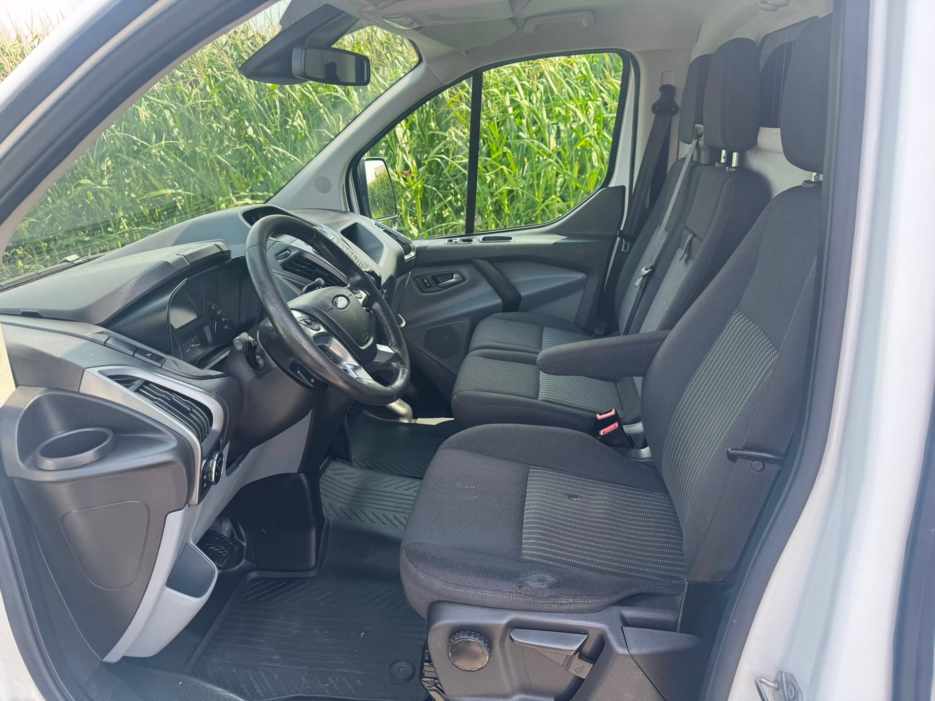 FORD Transit Custom Van 270 L1H1 Trend-image-7