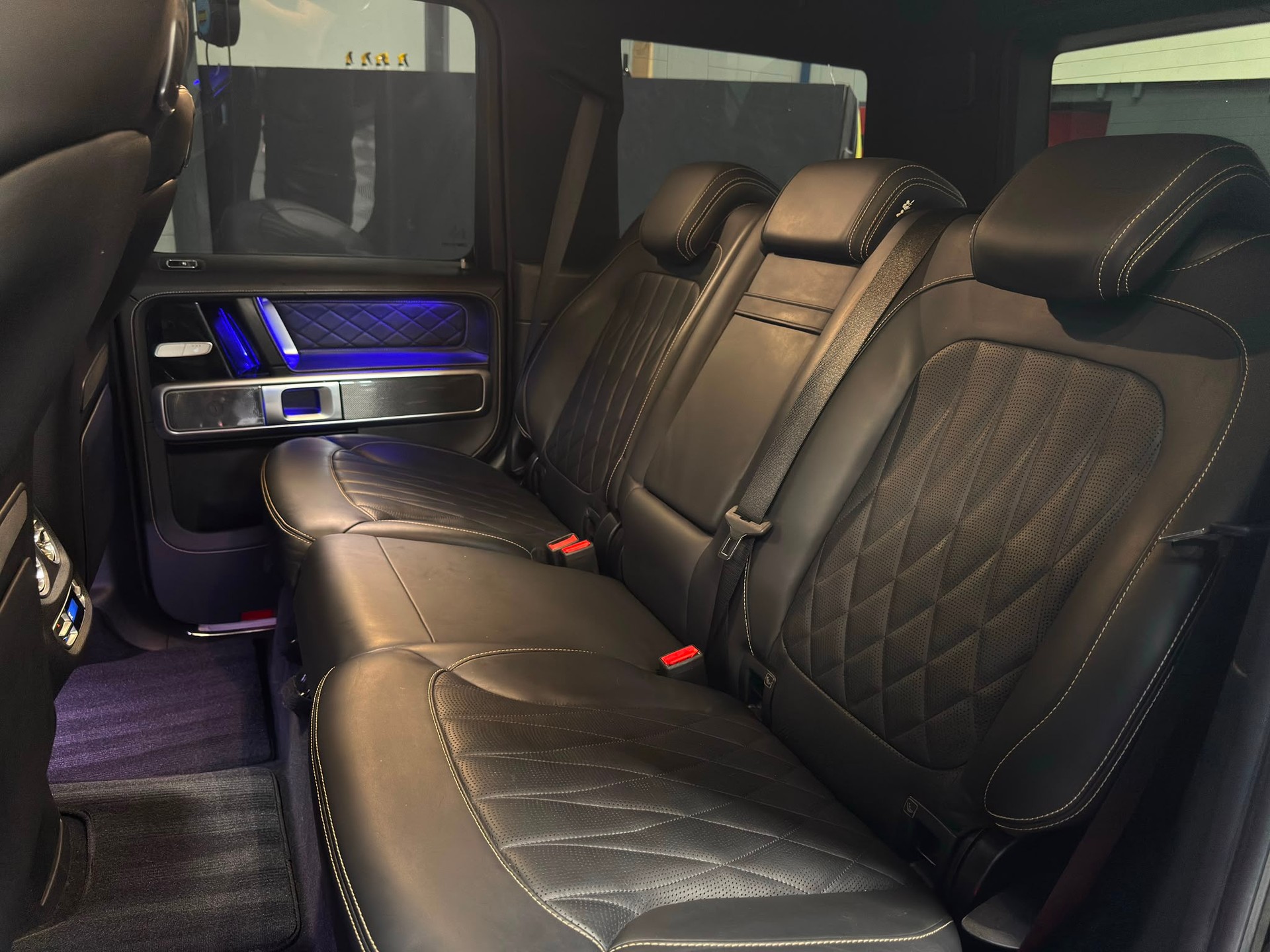 MERCEDES-BENZ G 400 d Stronger Than Time Ed.-image-8