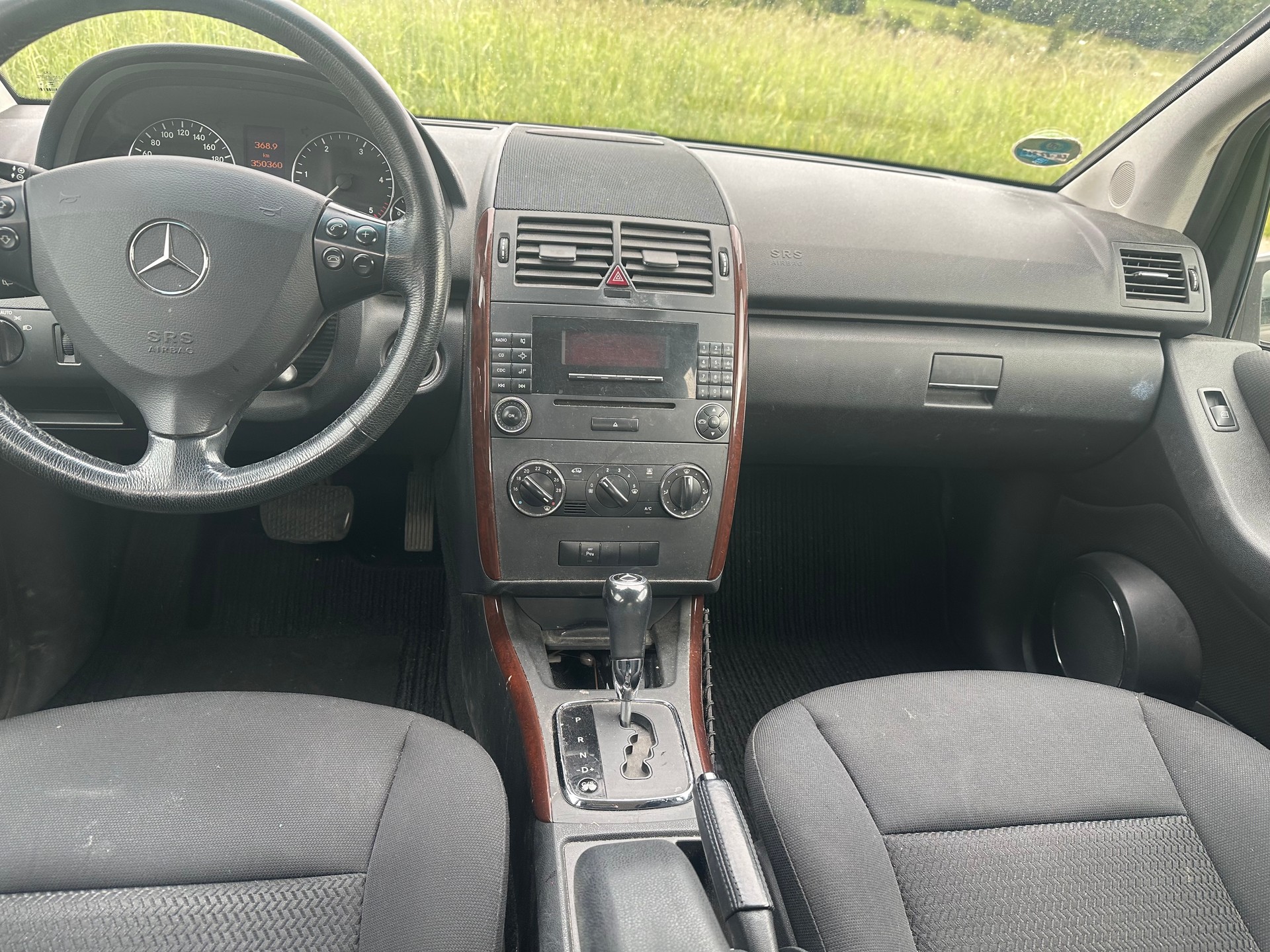 MERCEDES-BENZ A 180 CDI Avantgarde Edition A-image-12