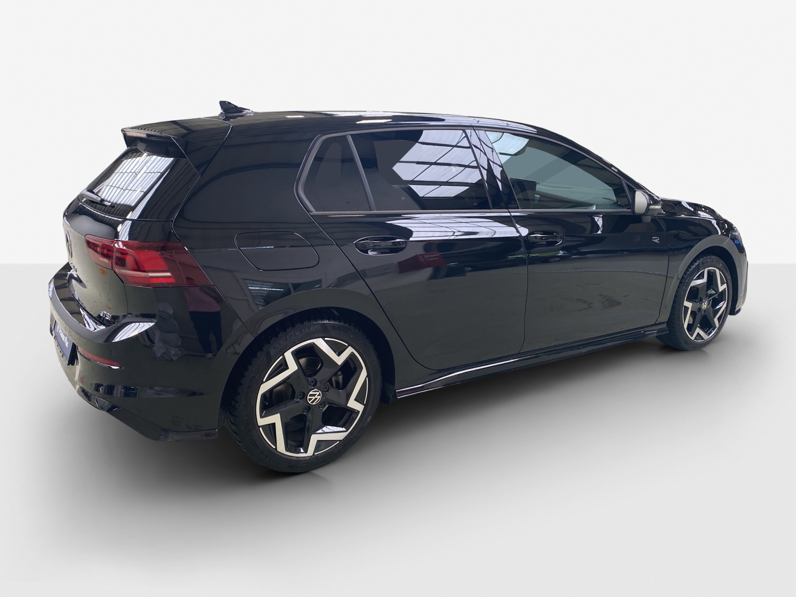 VW Golf 1.5 e TSI mHEV R-Line DSG-image-4