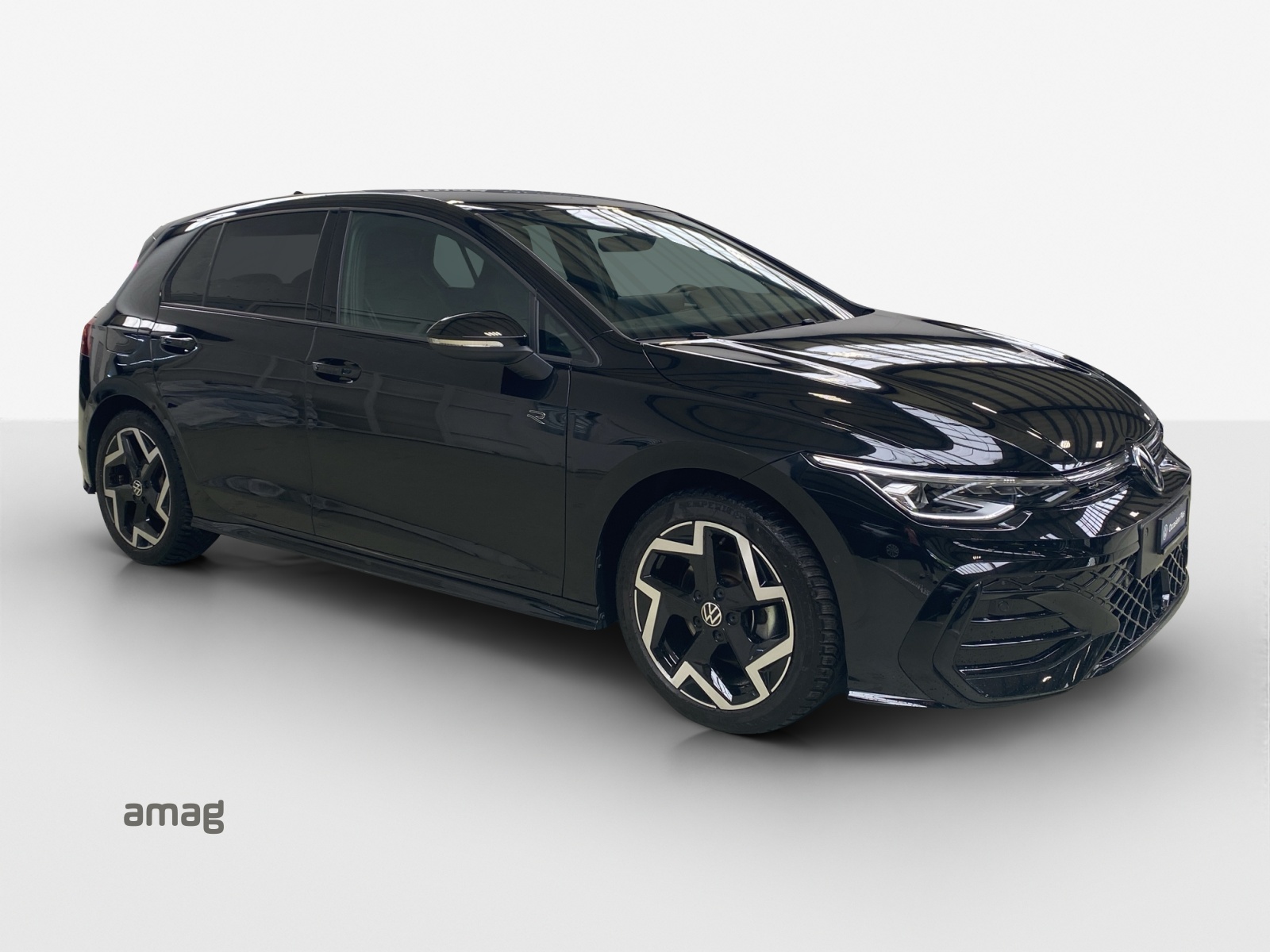 VW Golf 1.5 e TSI mHEV R-Line DSG-image-5