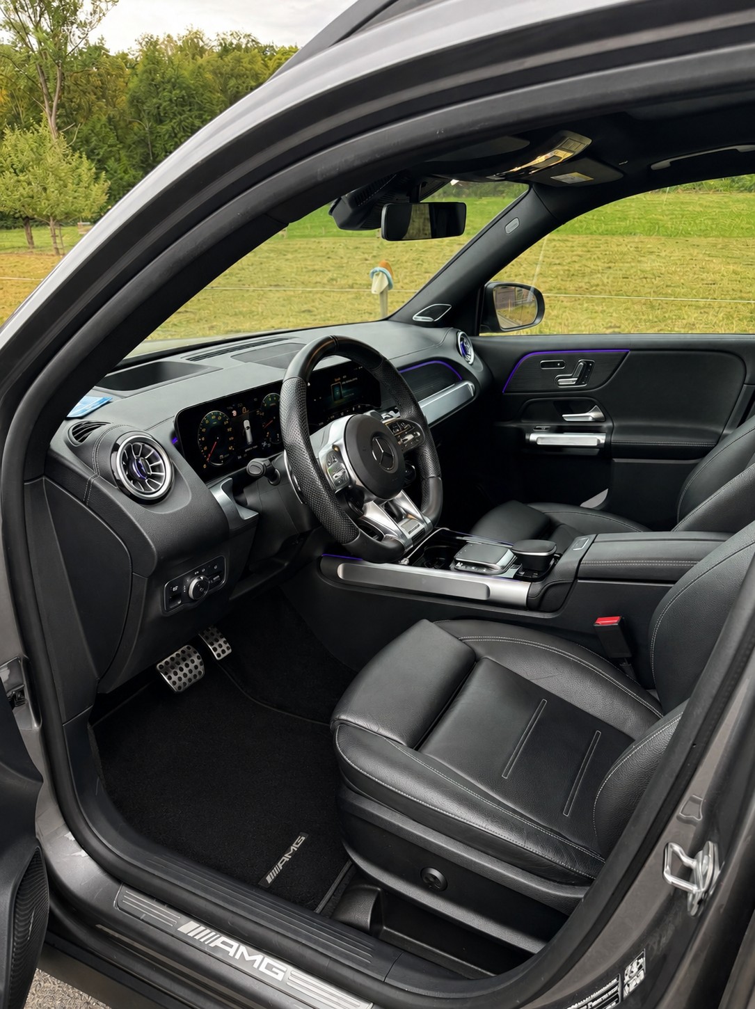 MERCEDES-BENZ GLB 35 AMG 4matic-image-3