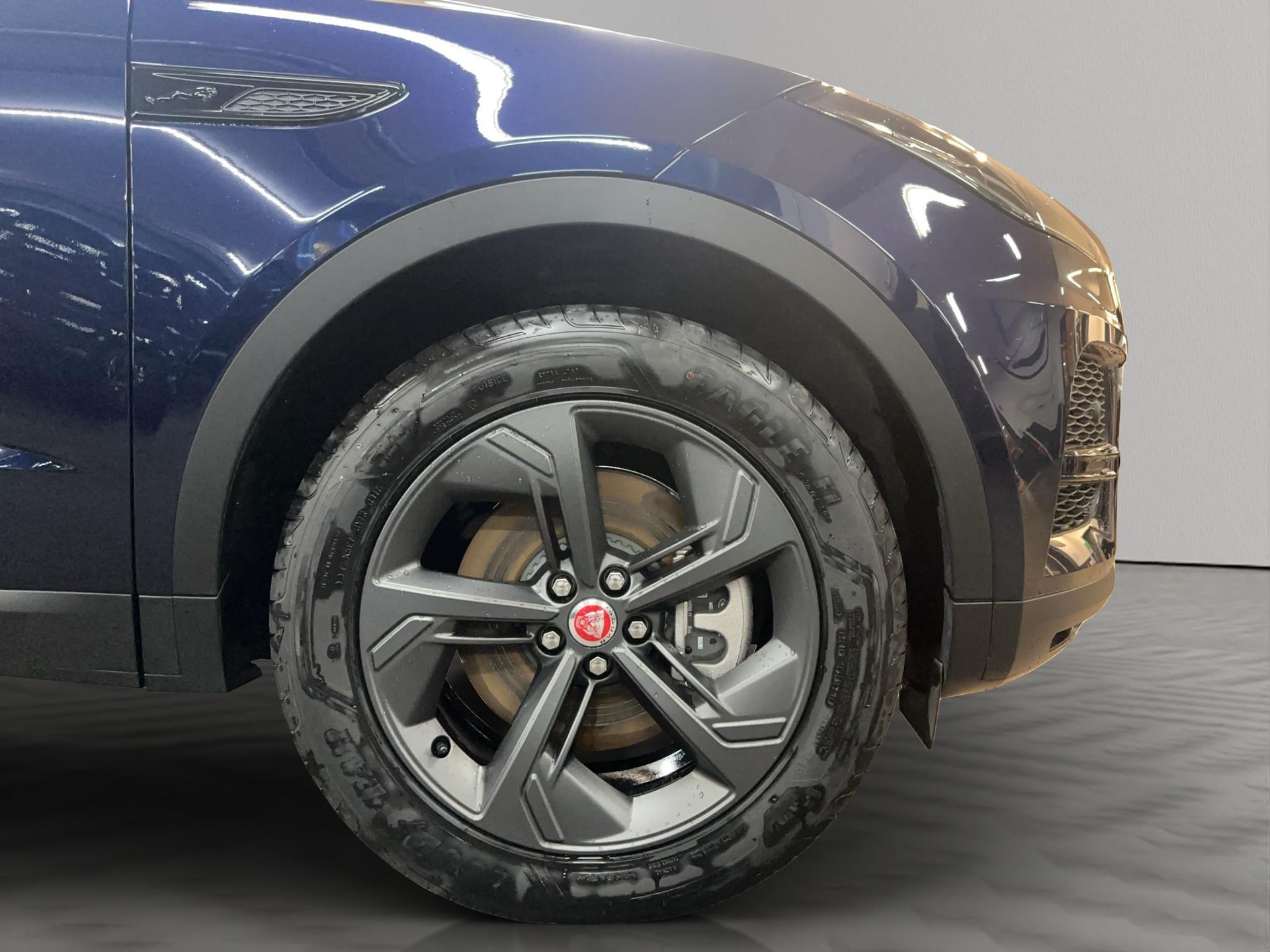 JAGUAR E-Pace 2.0 D I4 165 SE AWD-image-6